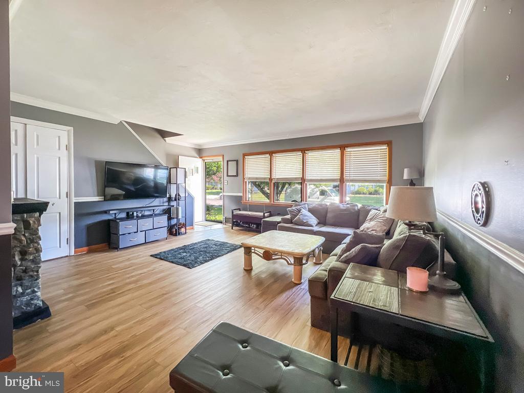 VERMILION HILL - Residential