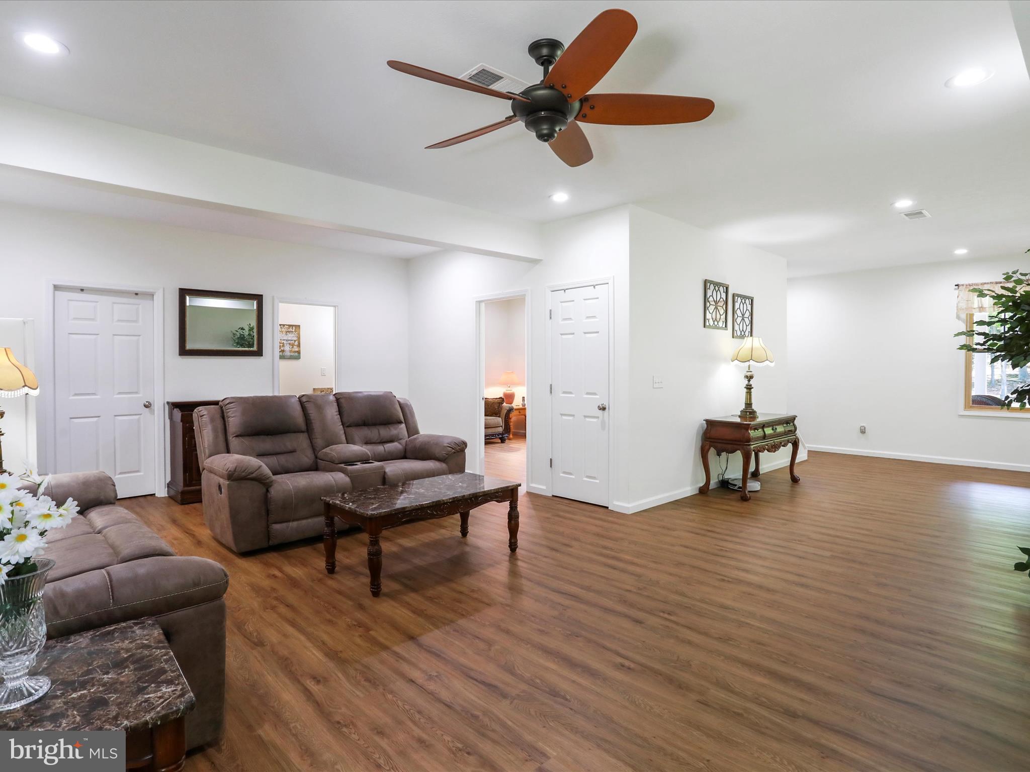 EWING ESTATES - Residential