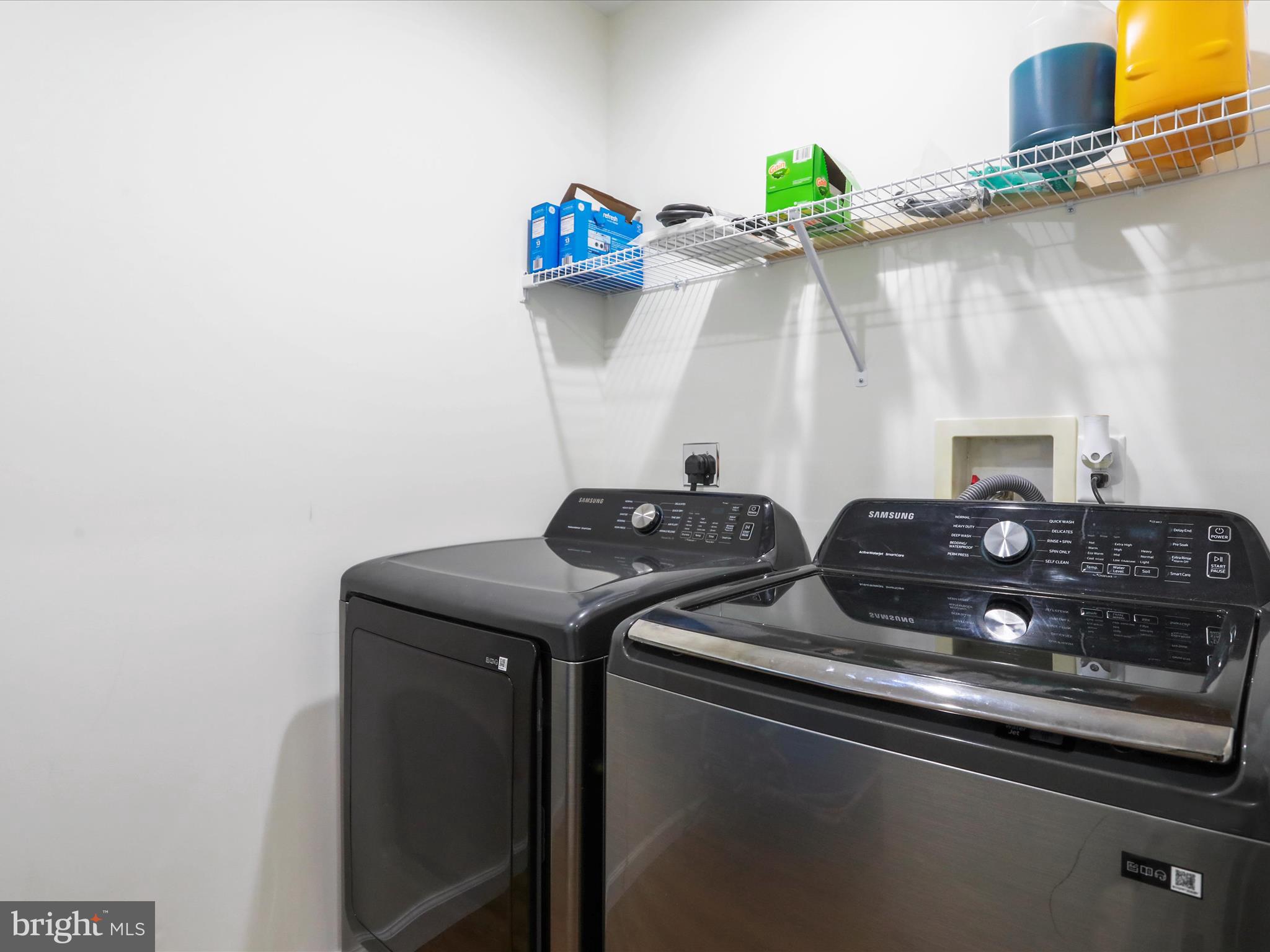 EWING ESTATES - Residential