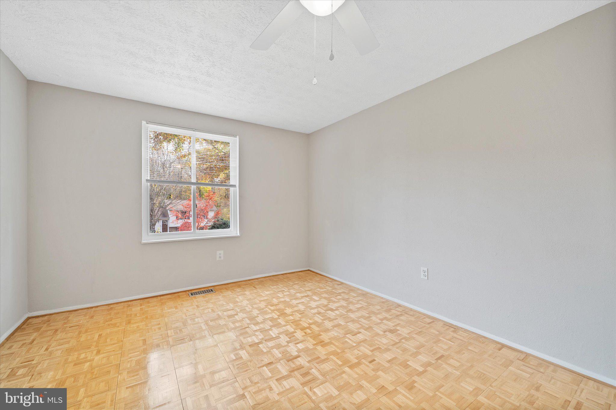 CARDINAL ESTATES - Residential