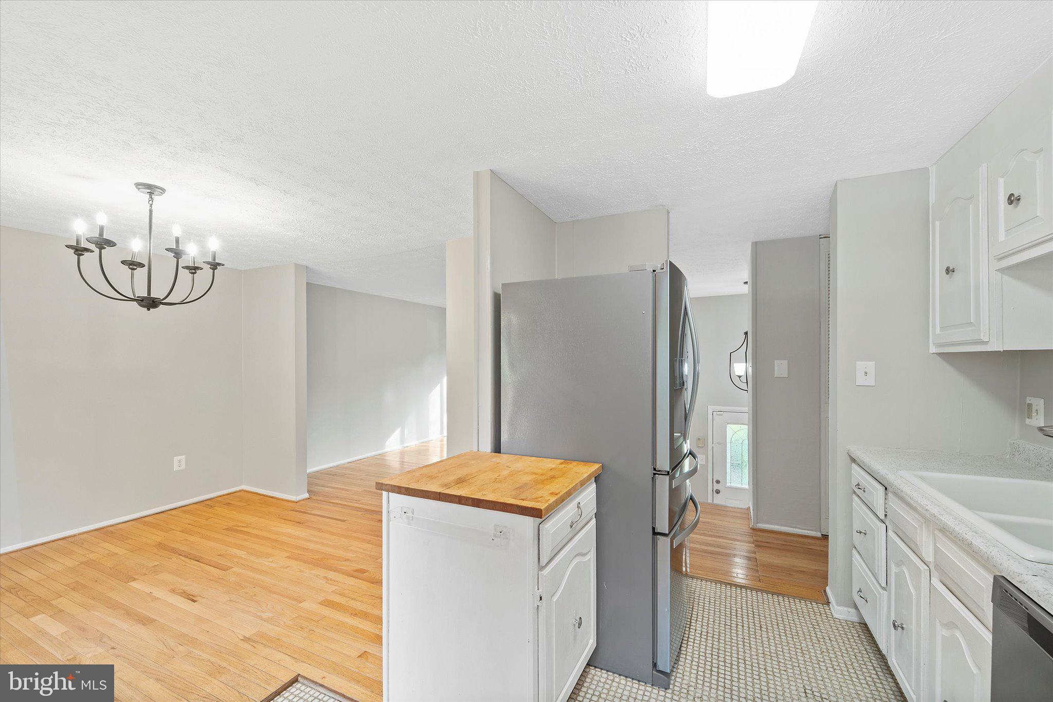 CARDINAL ESTATES - Residential