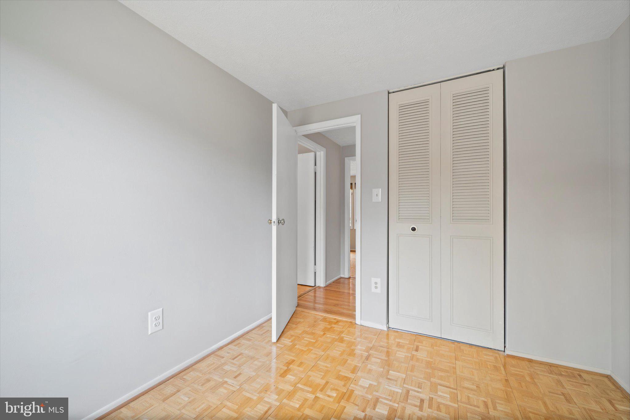 CARDINAL ESTATES - Residential