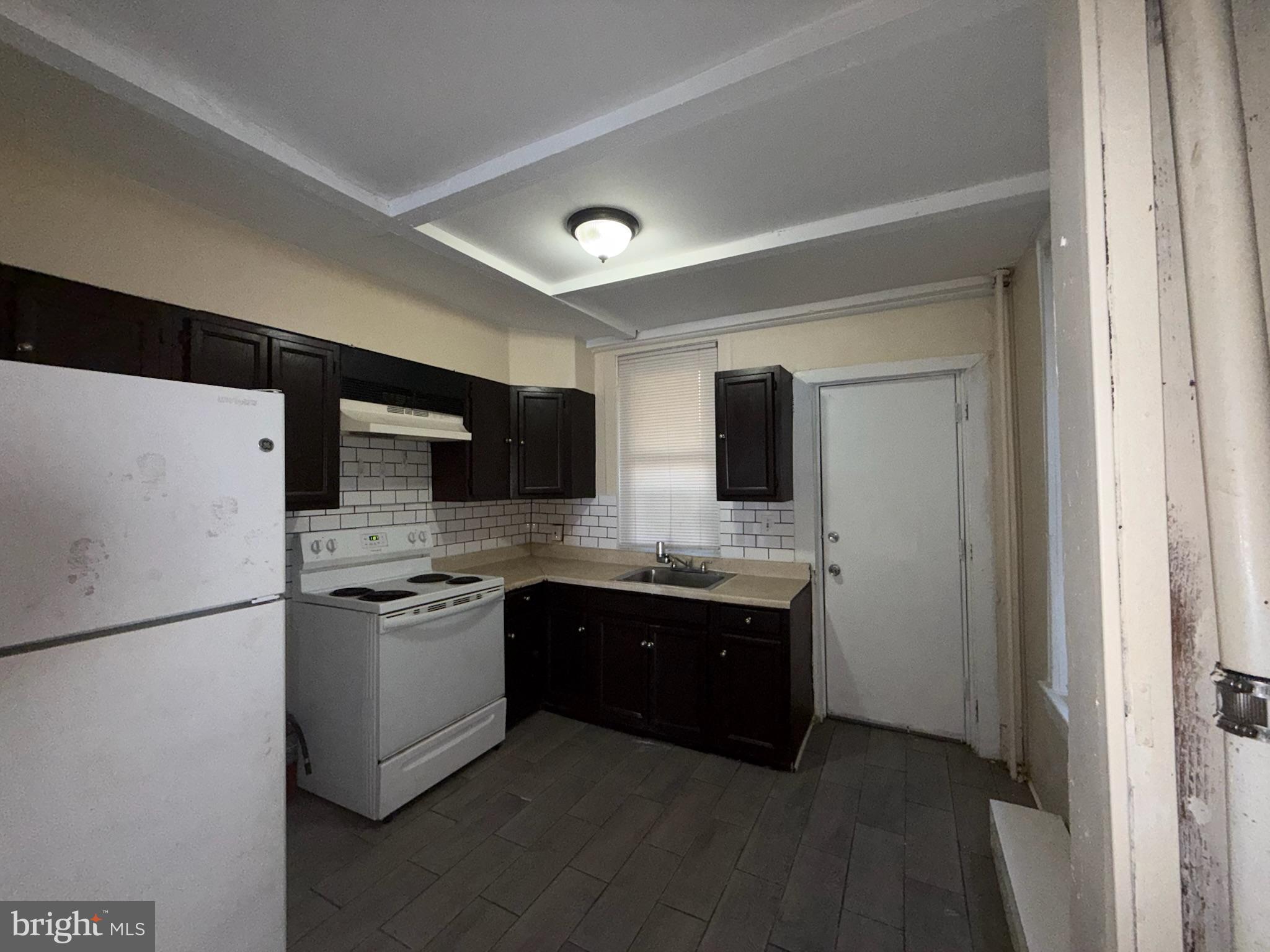 4929 N FRANKLIN STREET