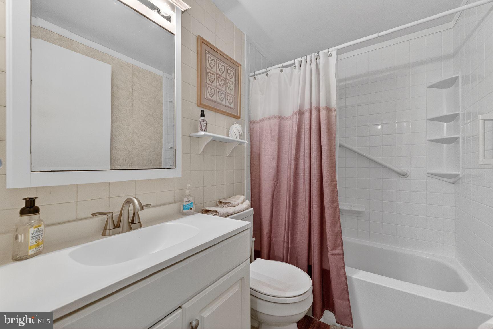 DULLES PARK - Residential