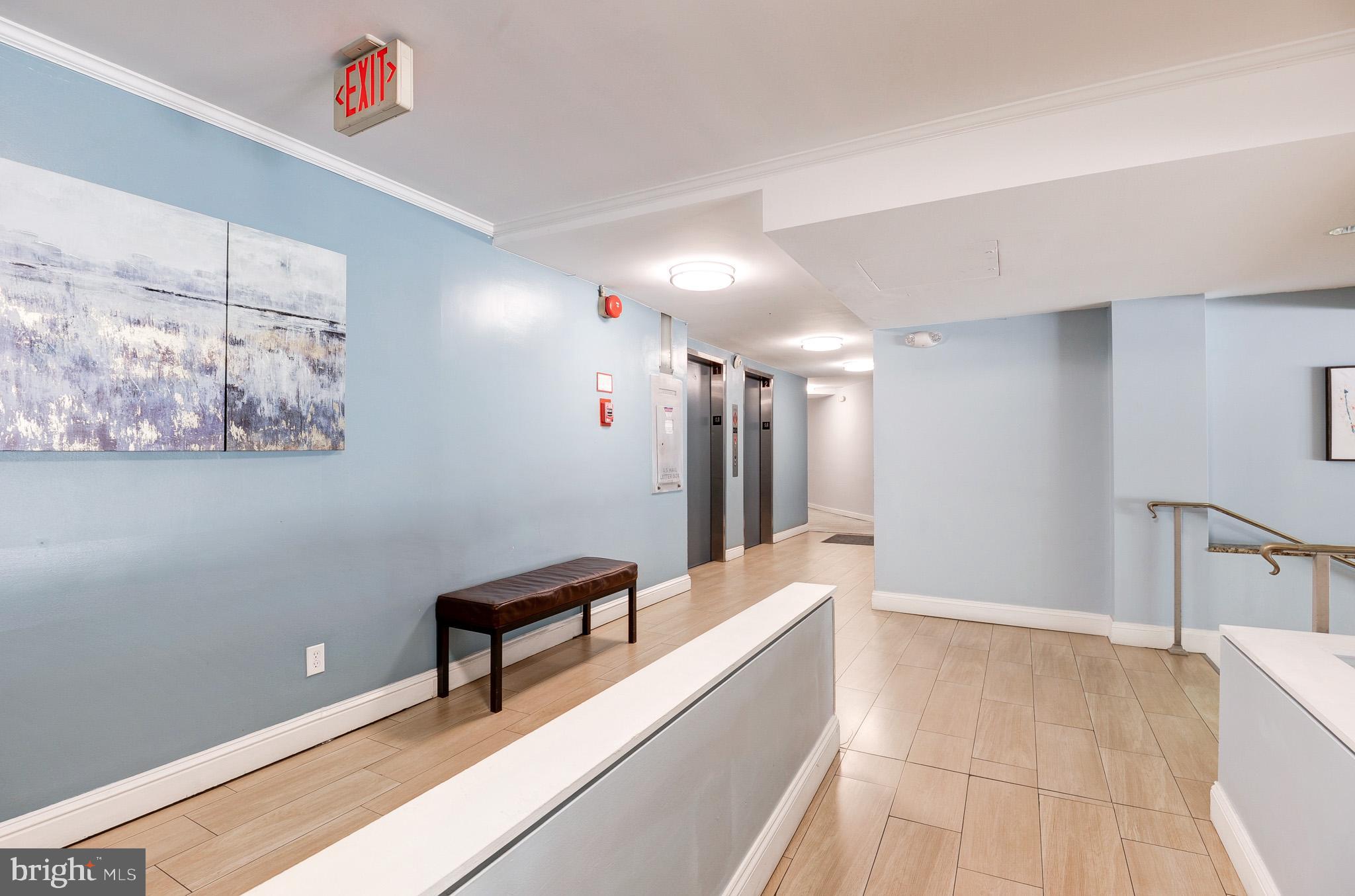 CENTRAL - Commercial Sale
