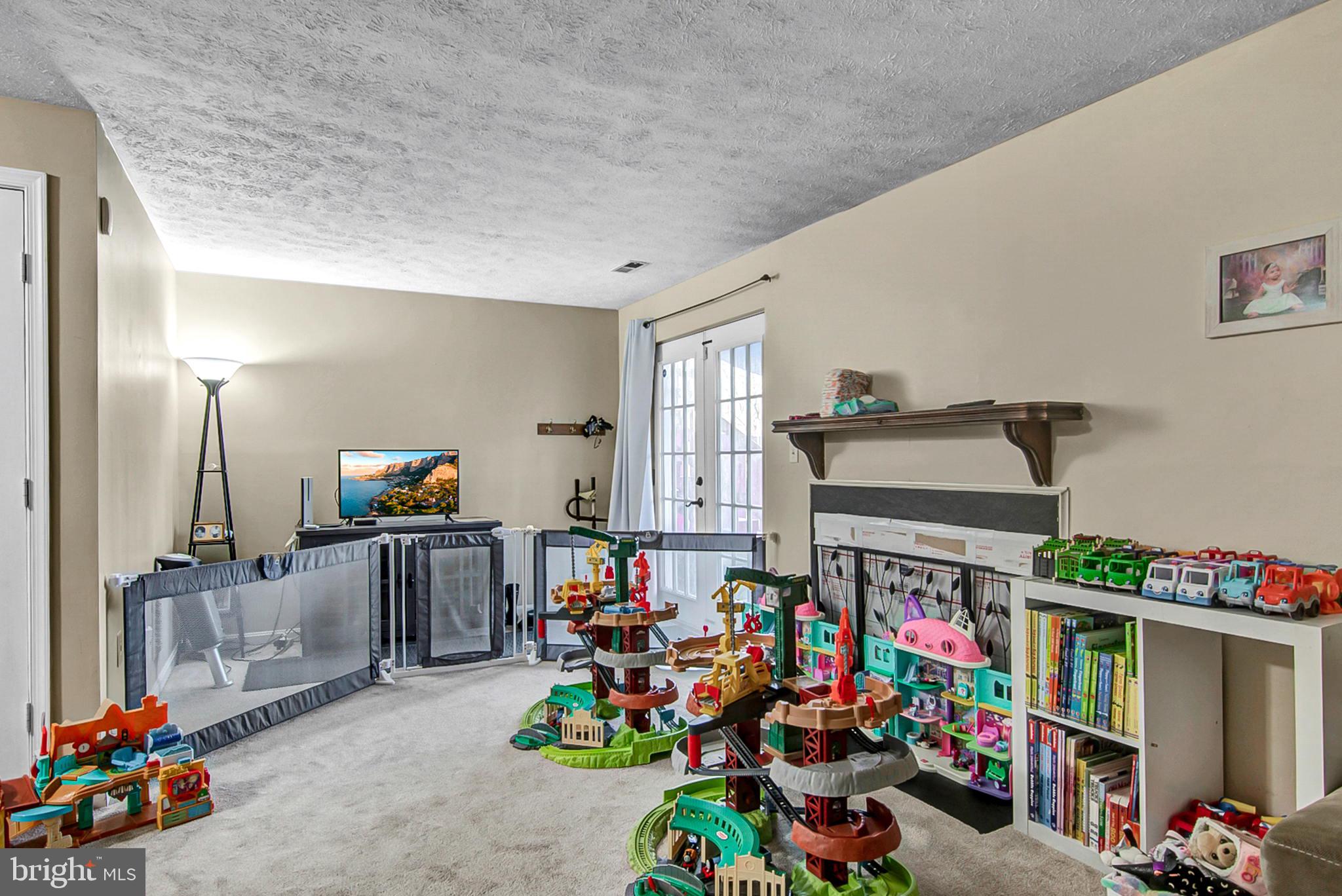 POTOMAC HILLS - Residential