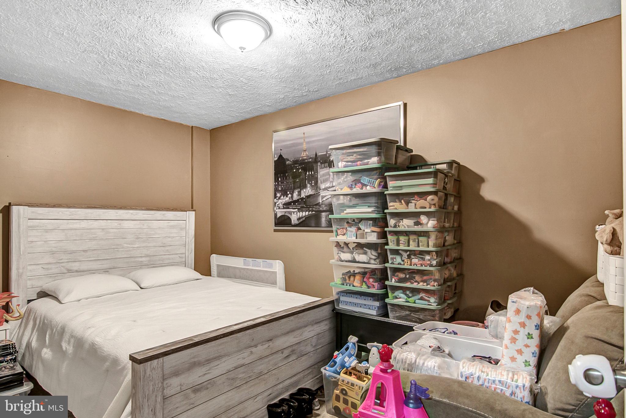 POTOMAC HILLS - Residential