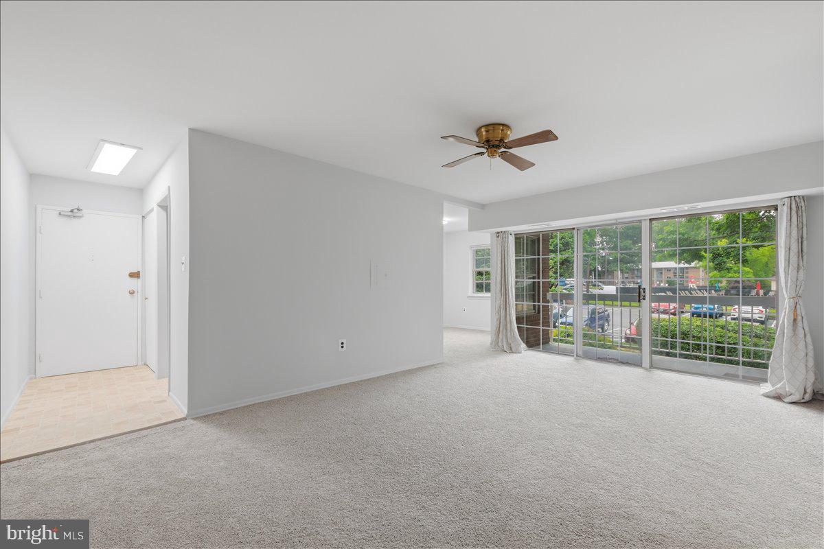 1923 WILSON LANE 201