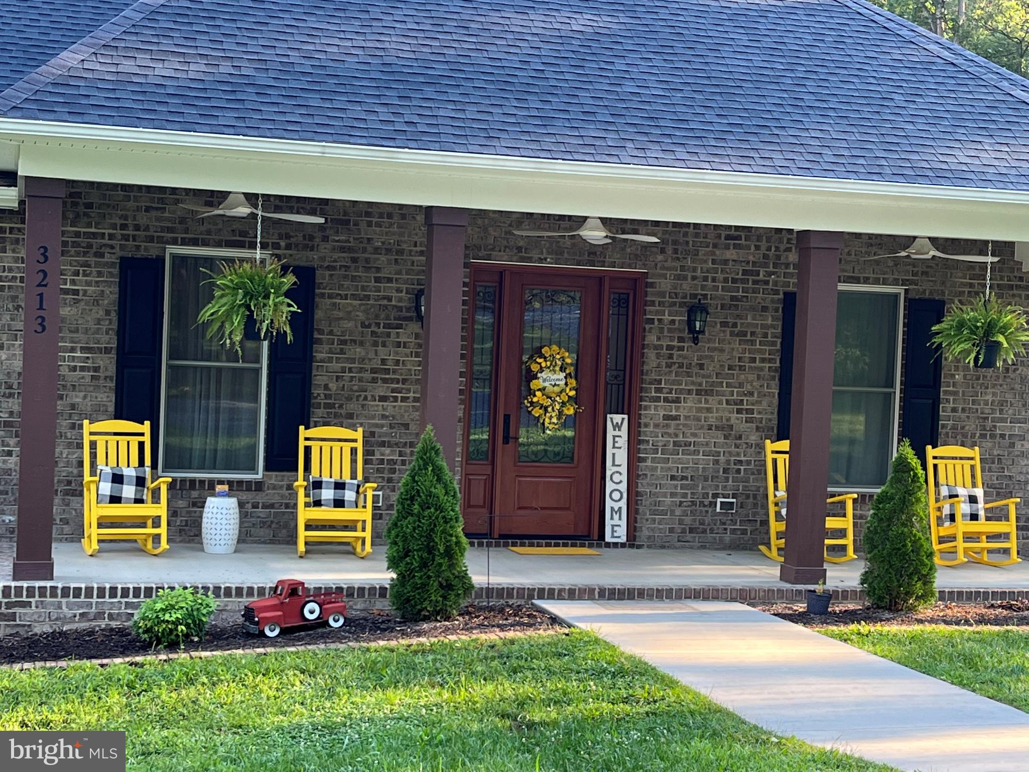 3213 OLD TANBARK ROAD