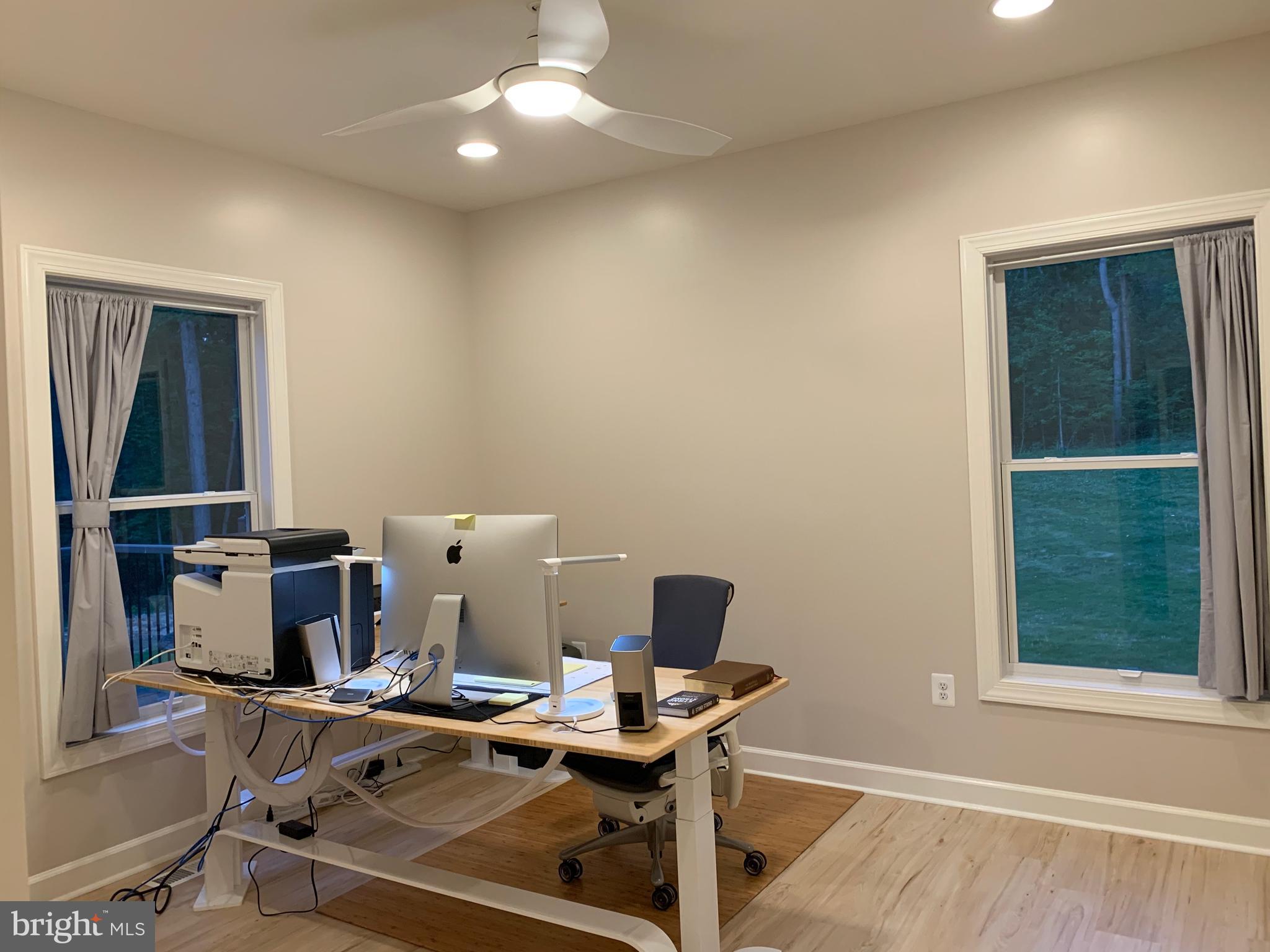 HARPER VALLEY - Residential