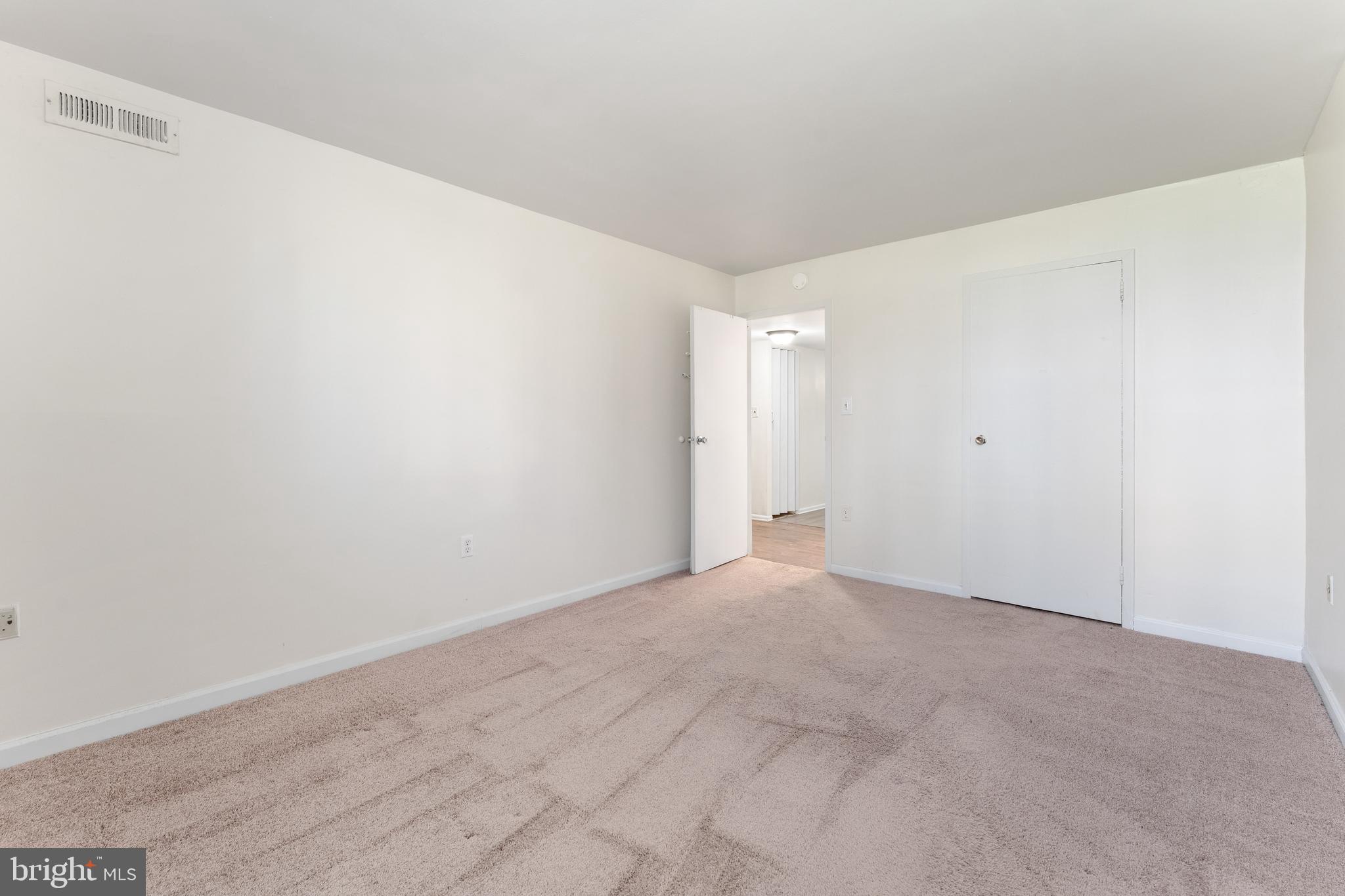 CHELSEA WOODS-PHASE 3> - Residential