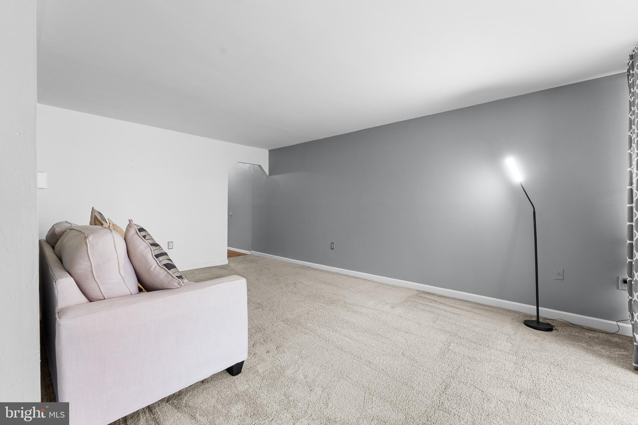 CHELSEA WOODS-PHASE 3> - Residential