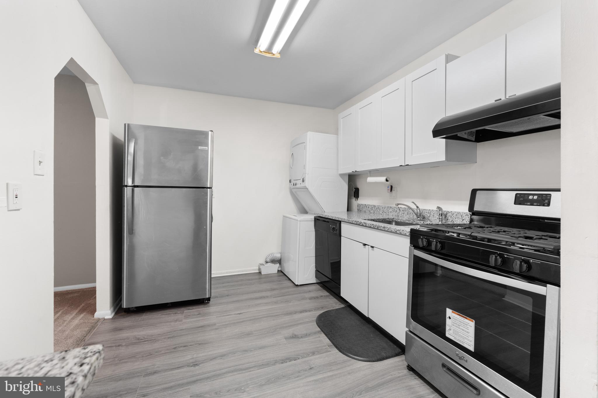 CHELSEA WOODS-PHASE 3> - Residential