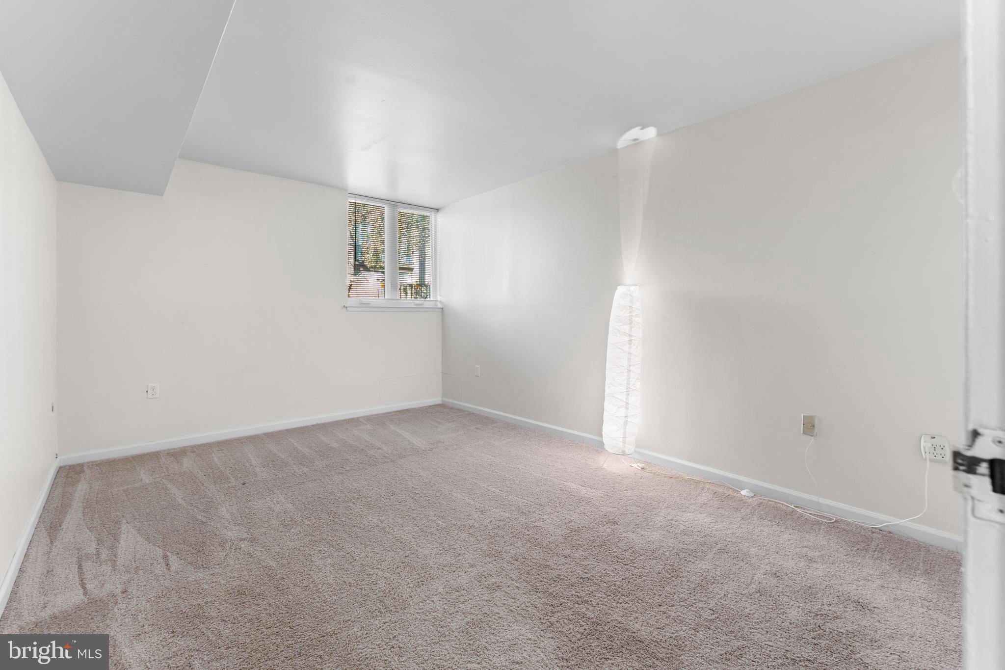 CHELSEA WOODS-PHASE 3> - Residential