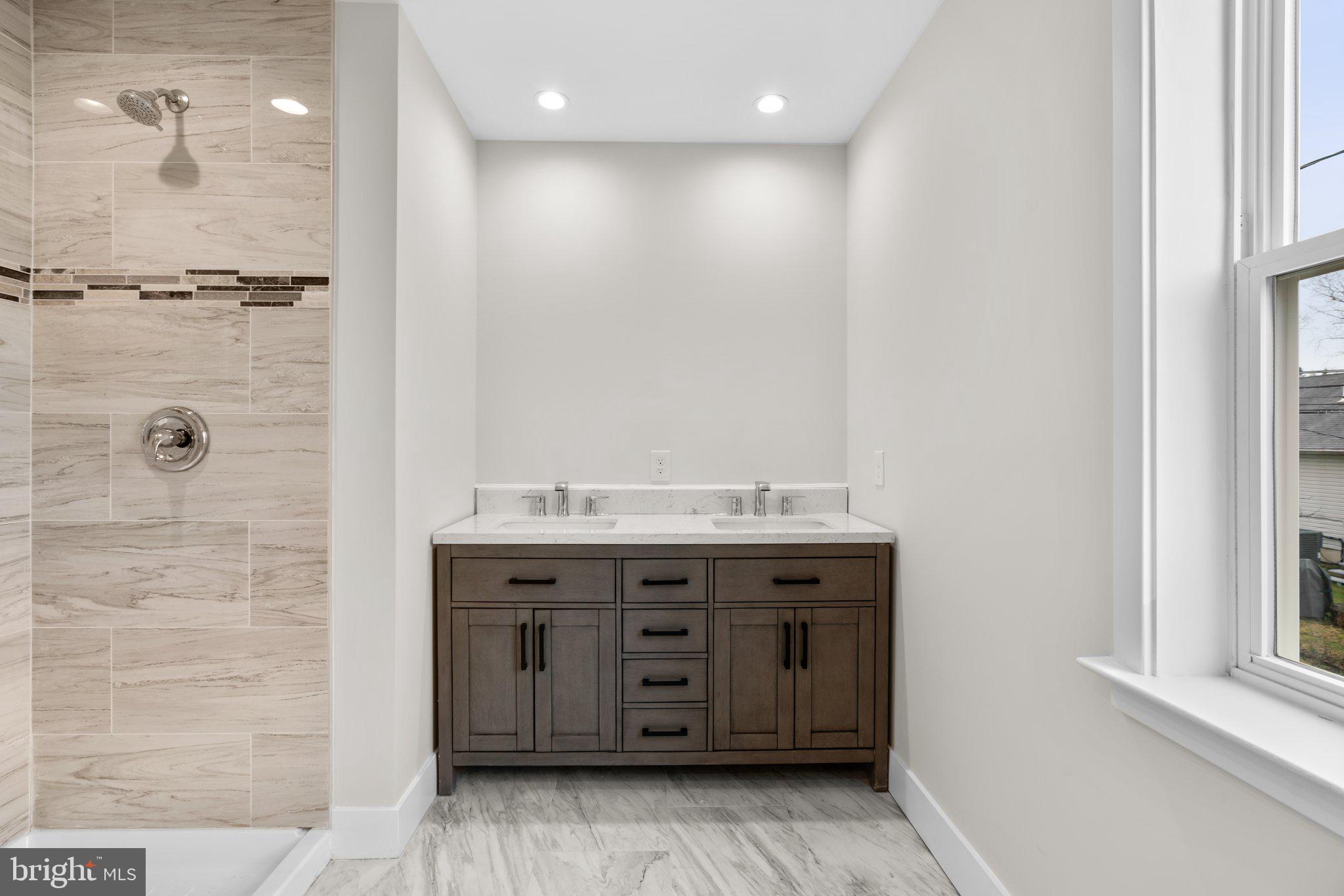 HALETHORPE - Residential