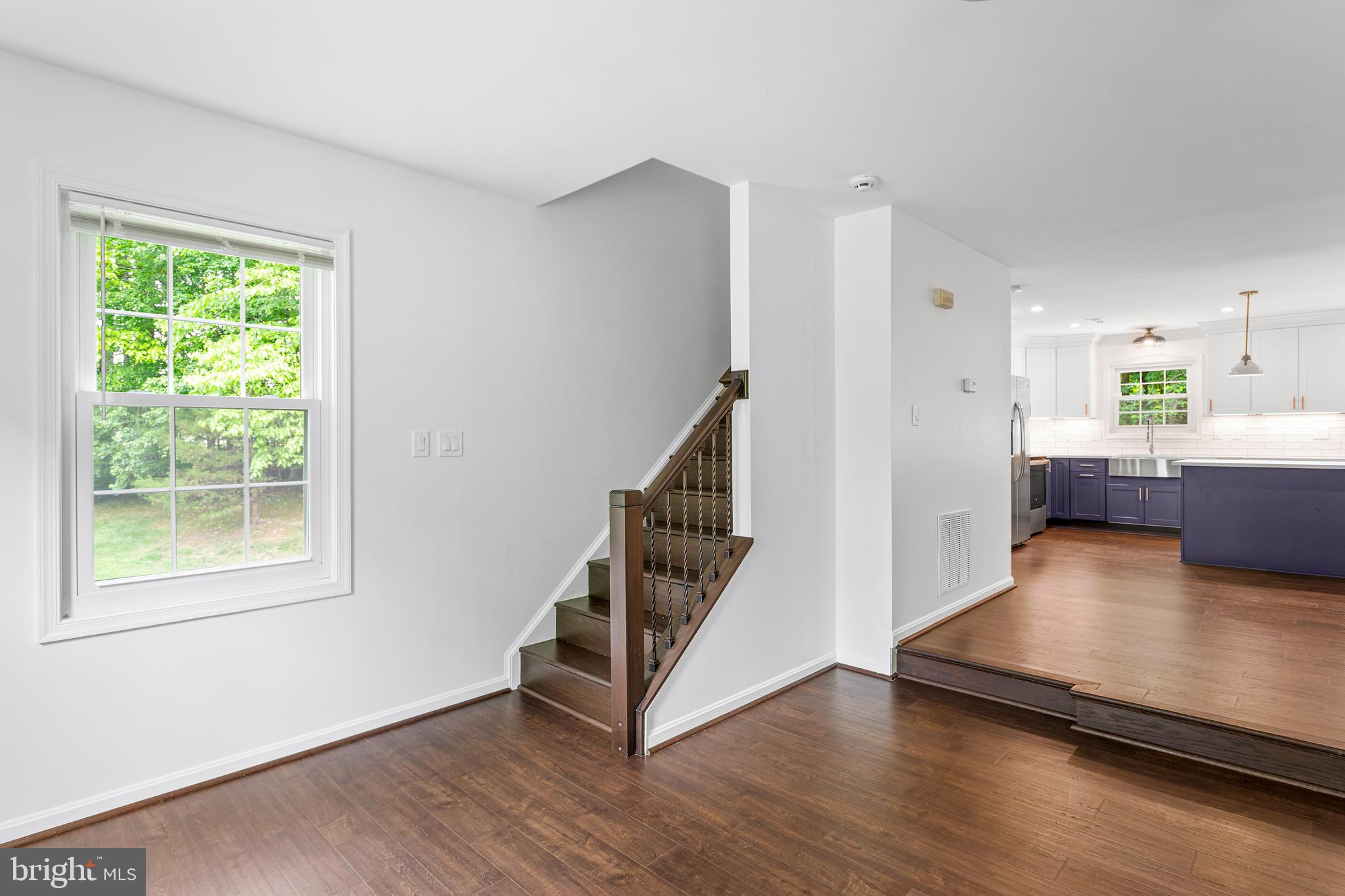 WOODED GLEN - Residential