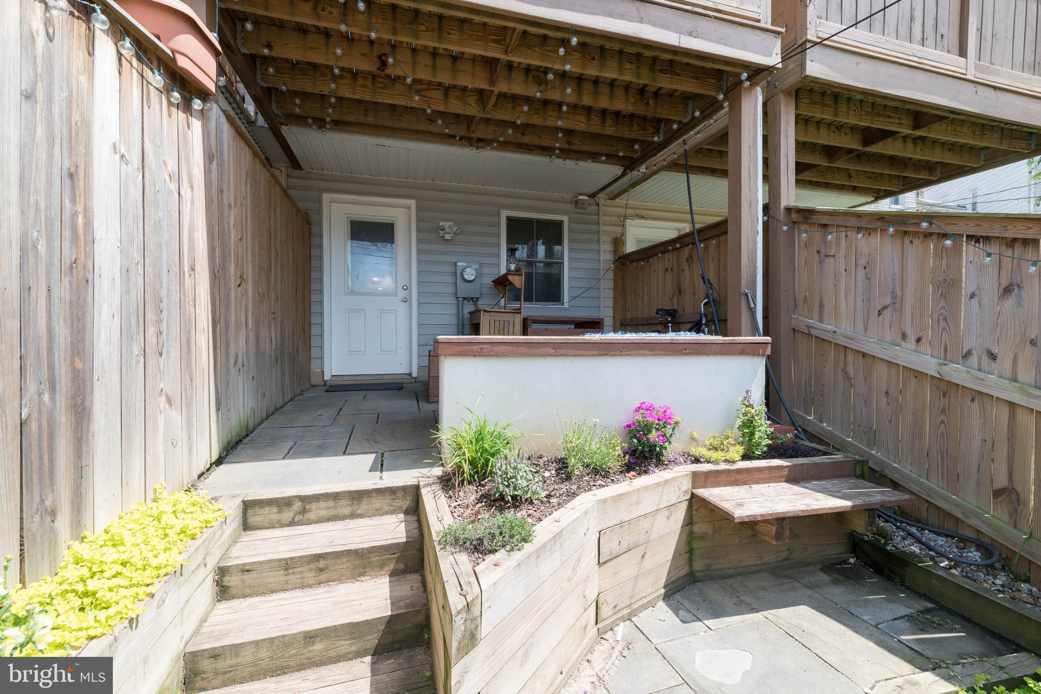 HAMPDEN HISTORIC DISTRICT - Residential