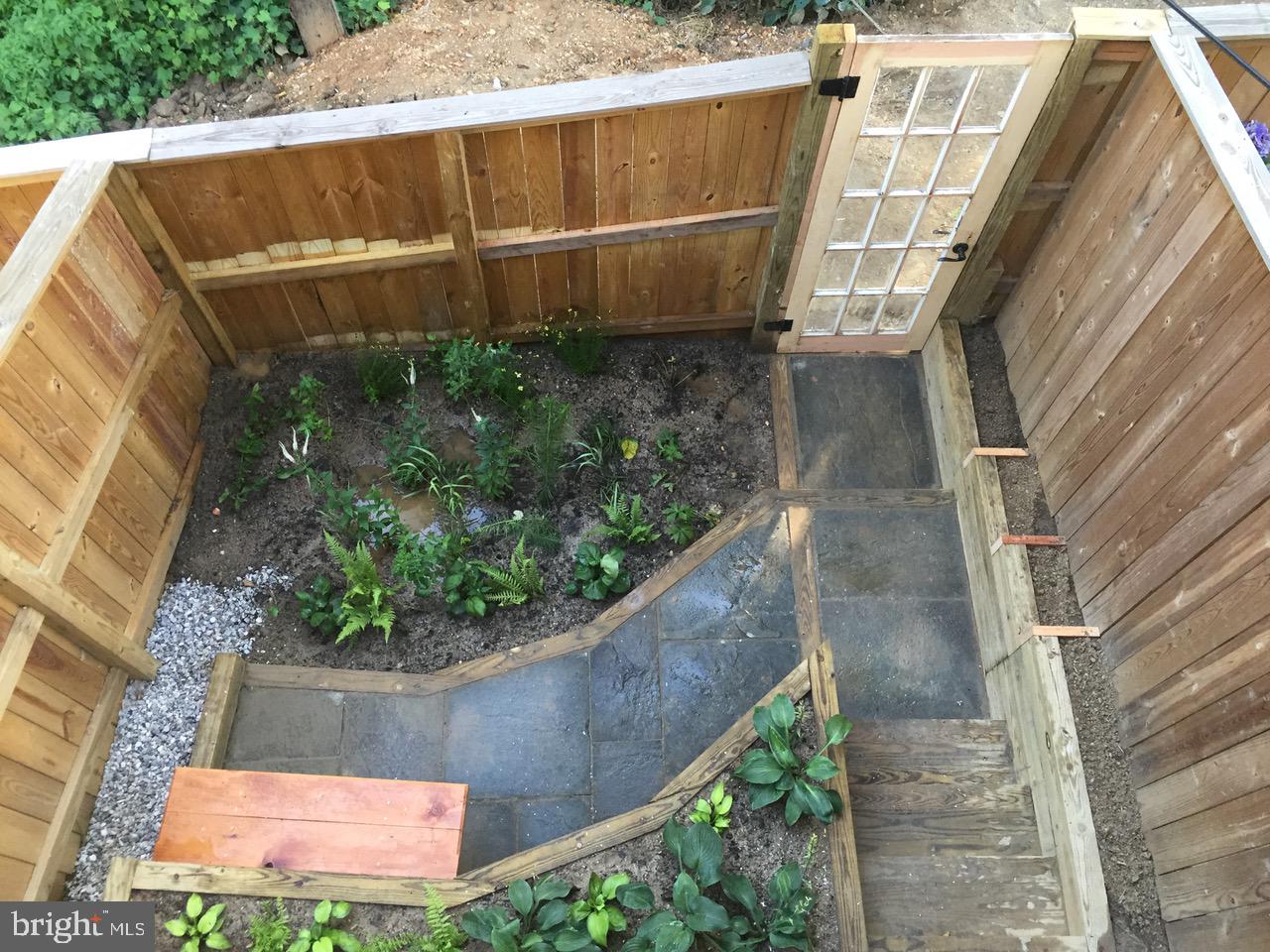 HAMPDEN HISTORIC DISTRICT - Residential