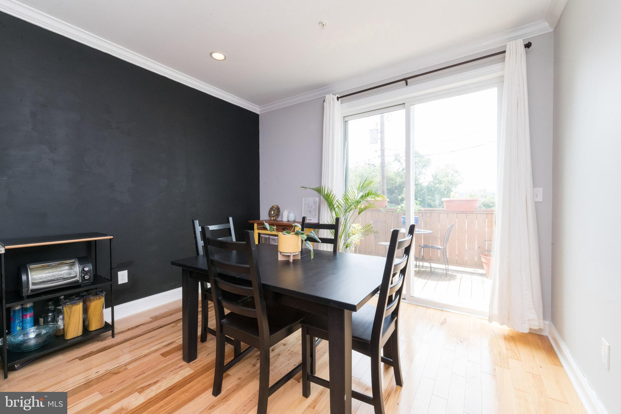 HAMPDEN HISTORIC DISTRICT - Residential