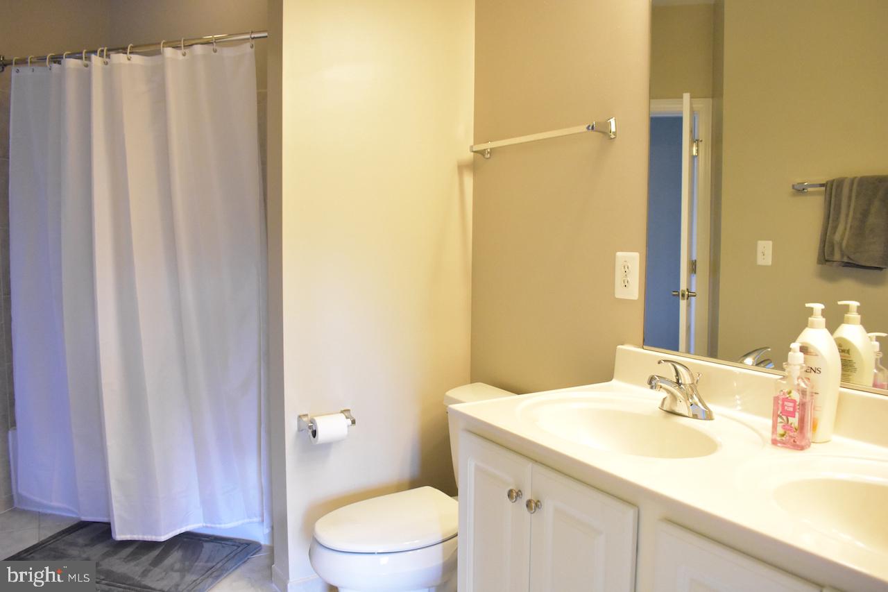 KINGSPORT - Residential Lease