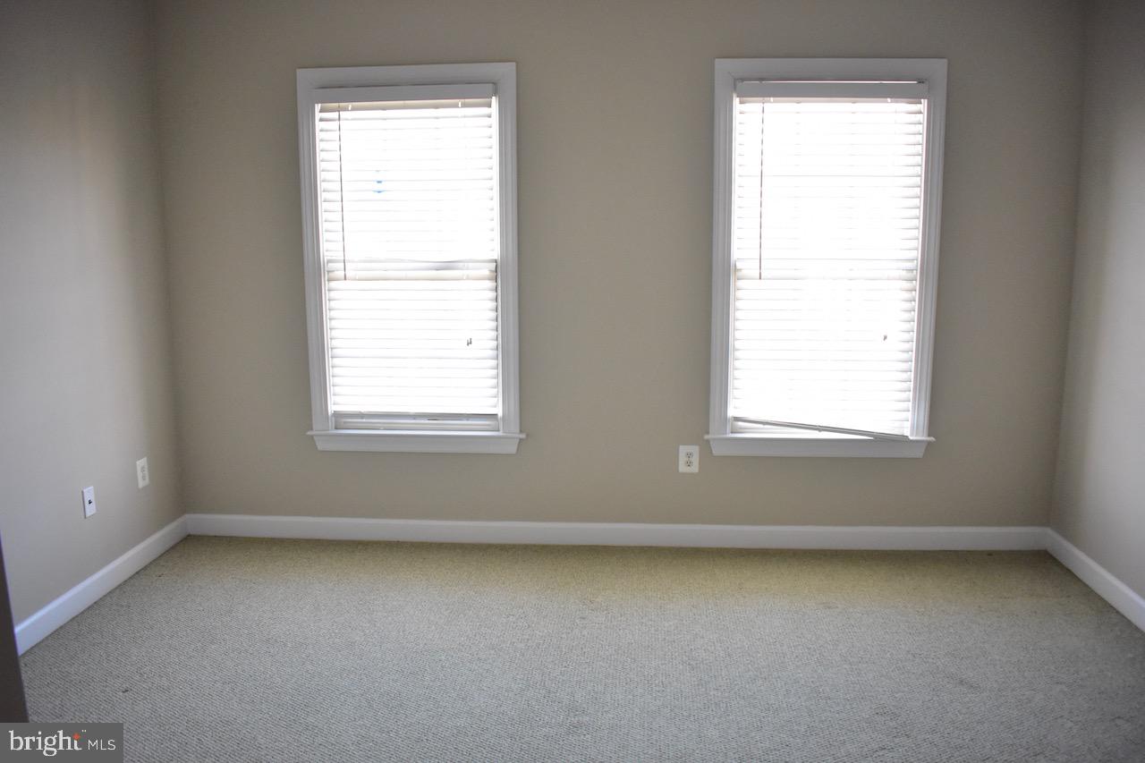 KINGSPORT - Residential Lease