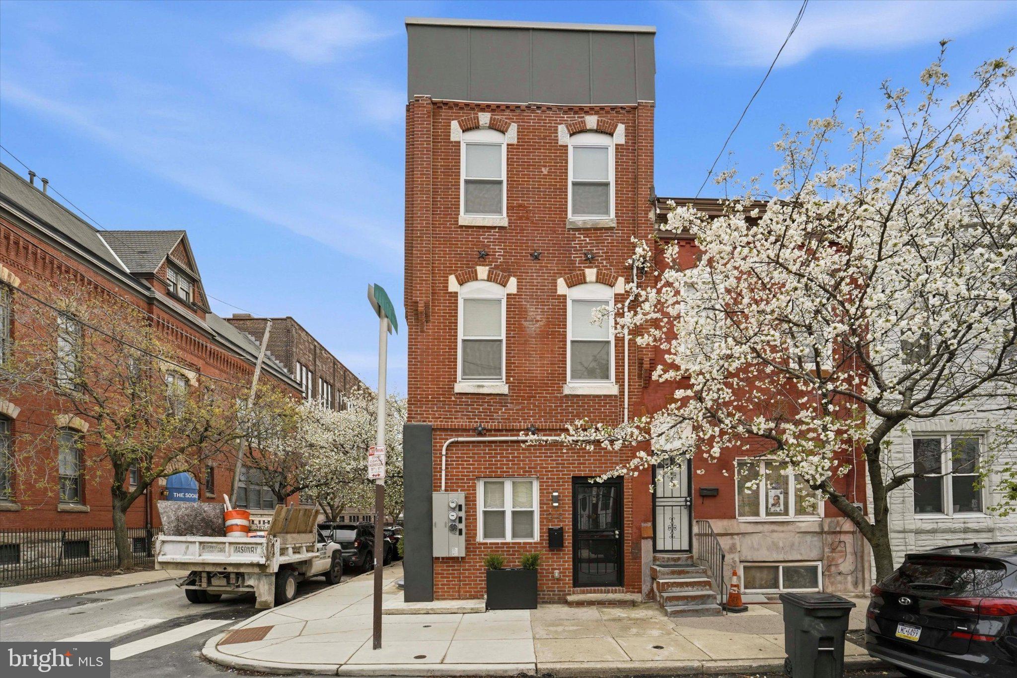 POINT BREEZE - Residential Income