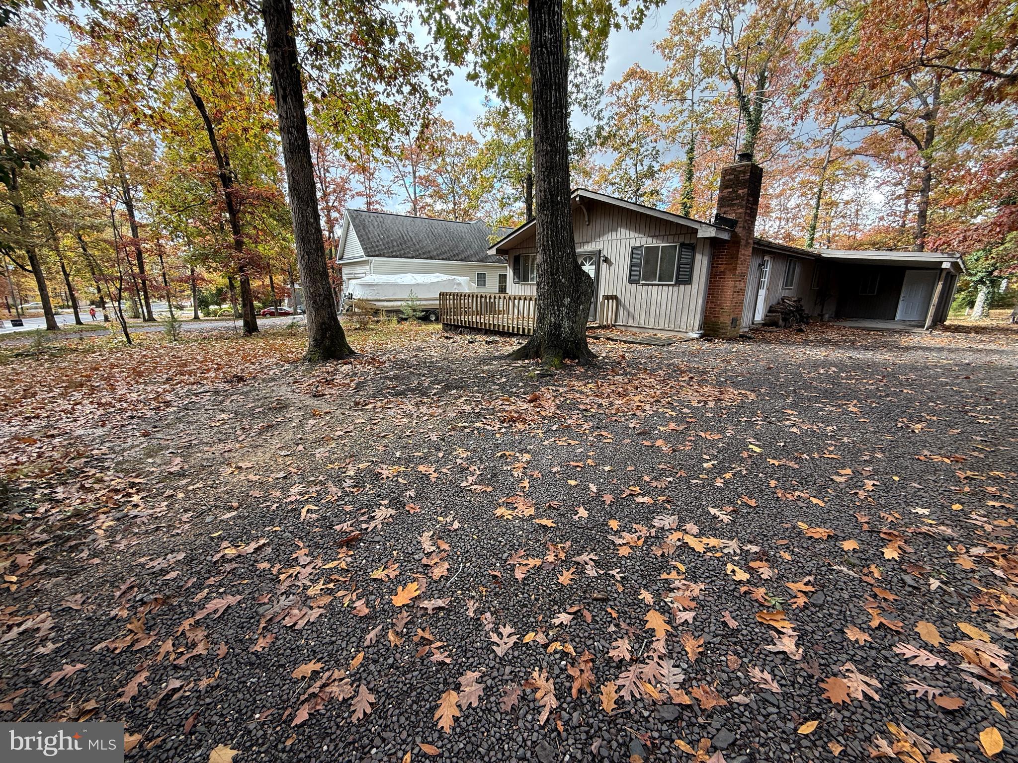 LAKE OF THE WOODS - Residential Lease