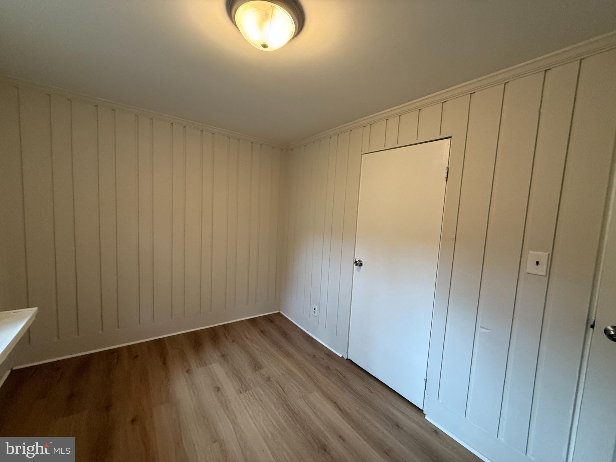 LAKE OF THE WOODS - Residential Lease