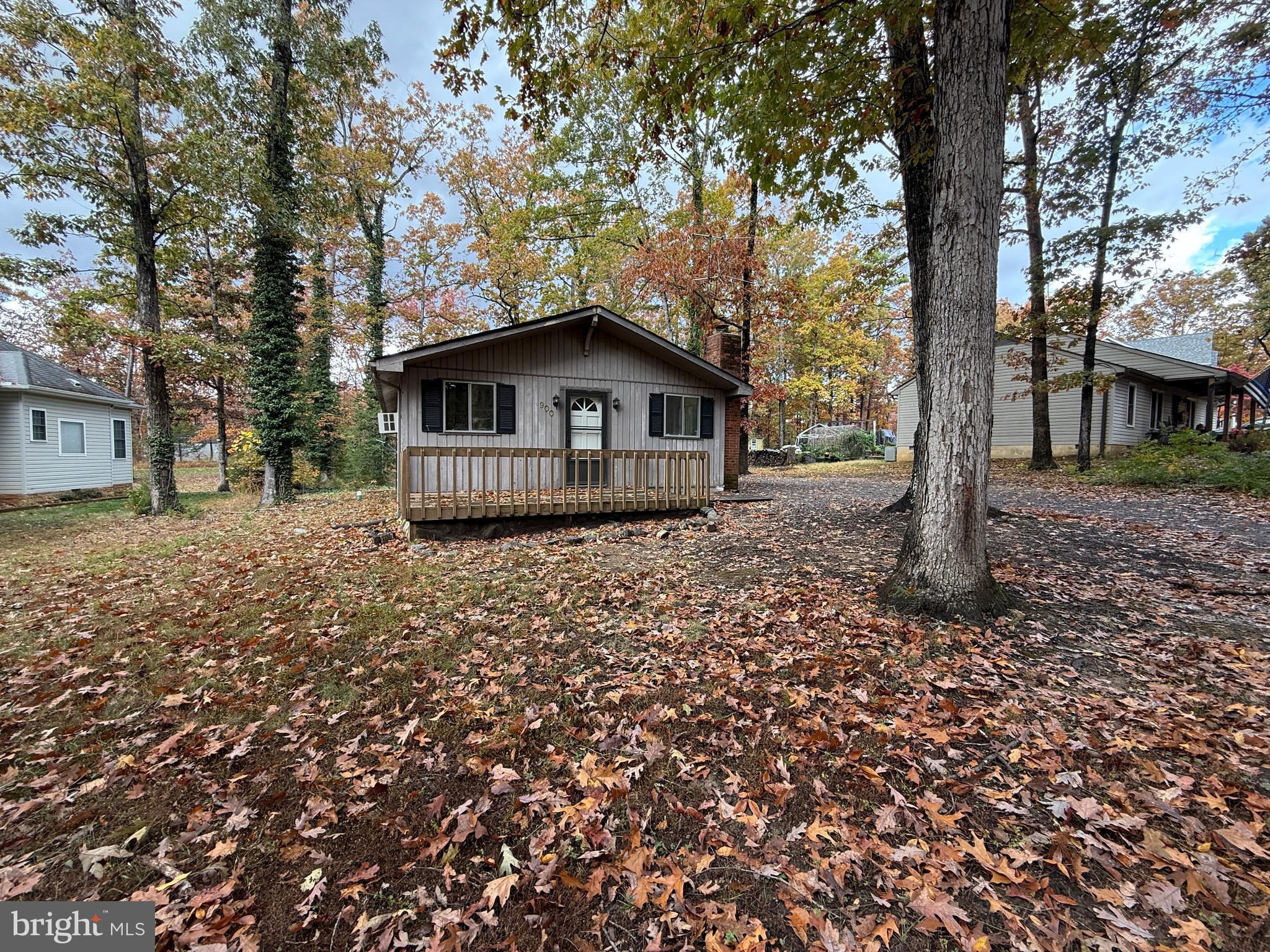 LAKE OF THE WOODS - Residential Lease