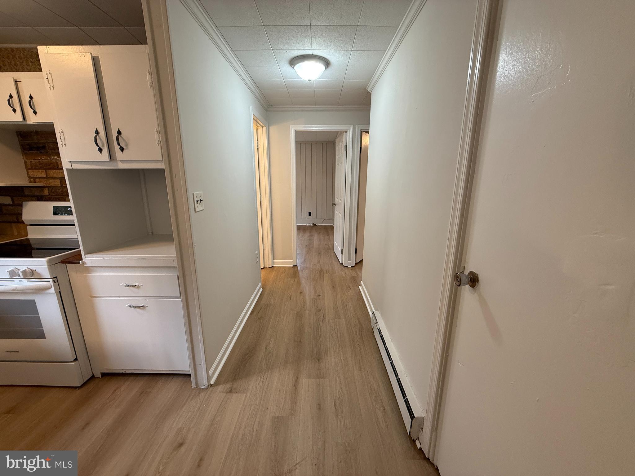 LAKE OF THE WOODS - Residential Lease