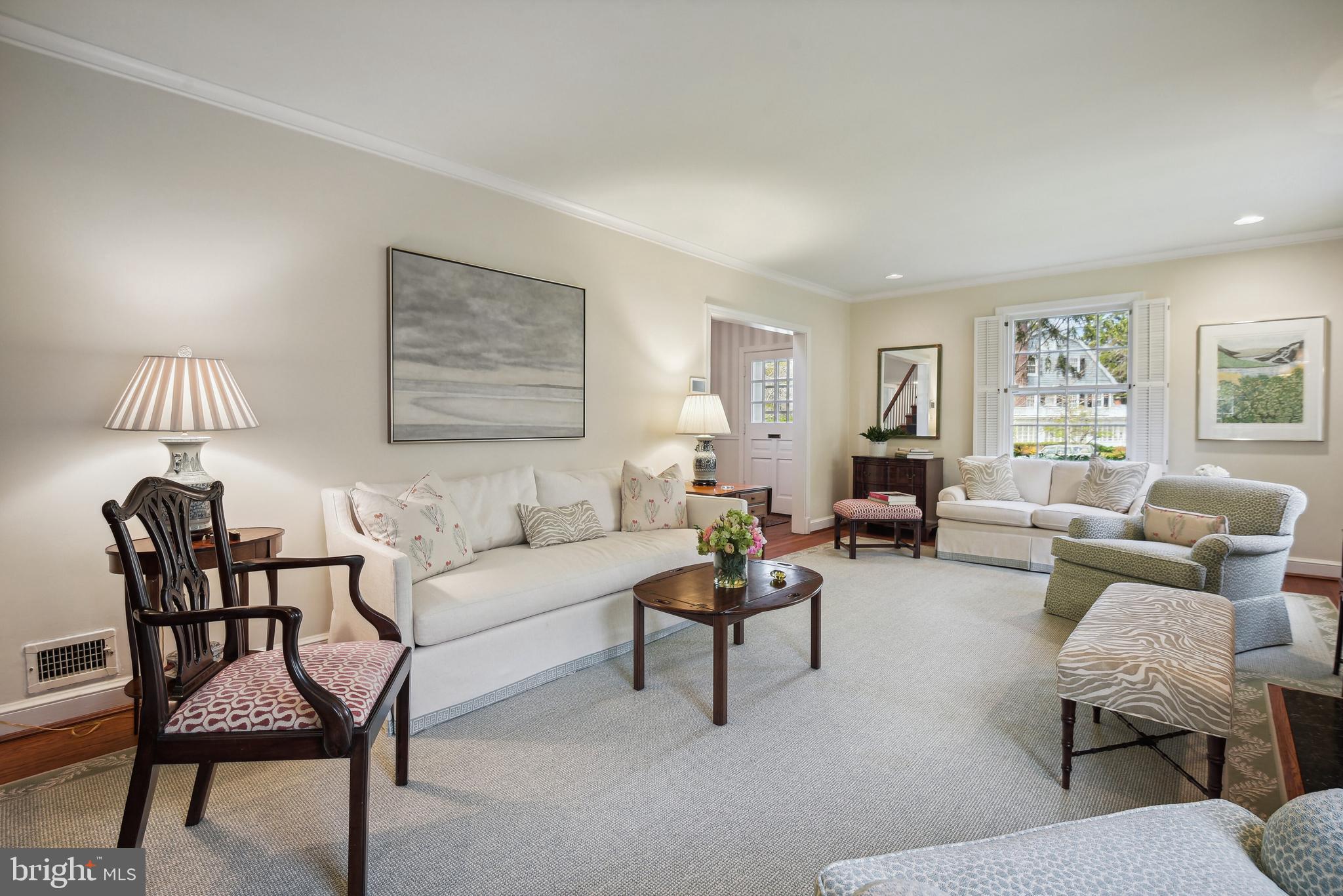 CHEVY CHASE VILLAGE - Residential