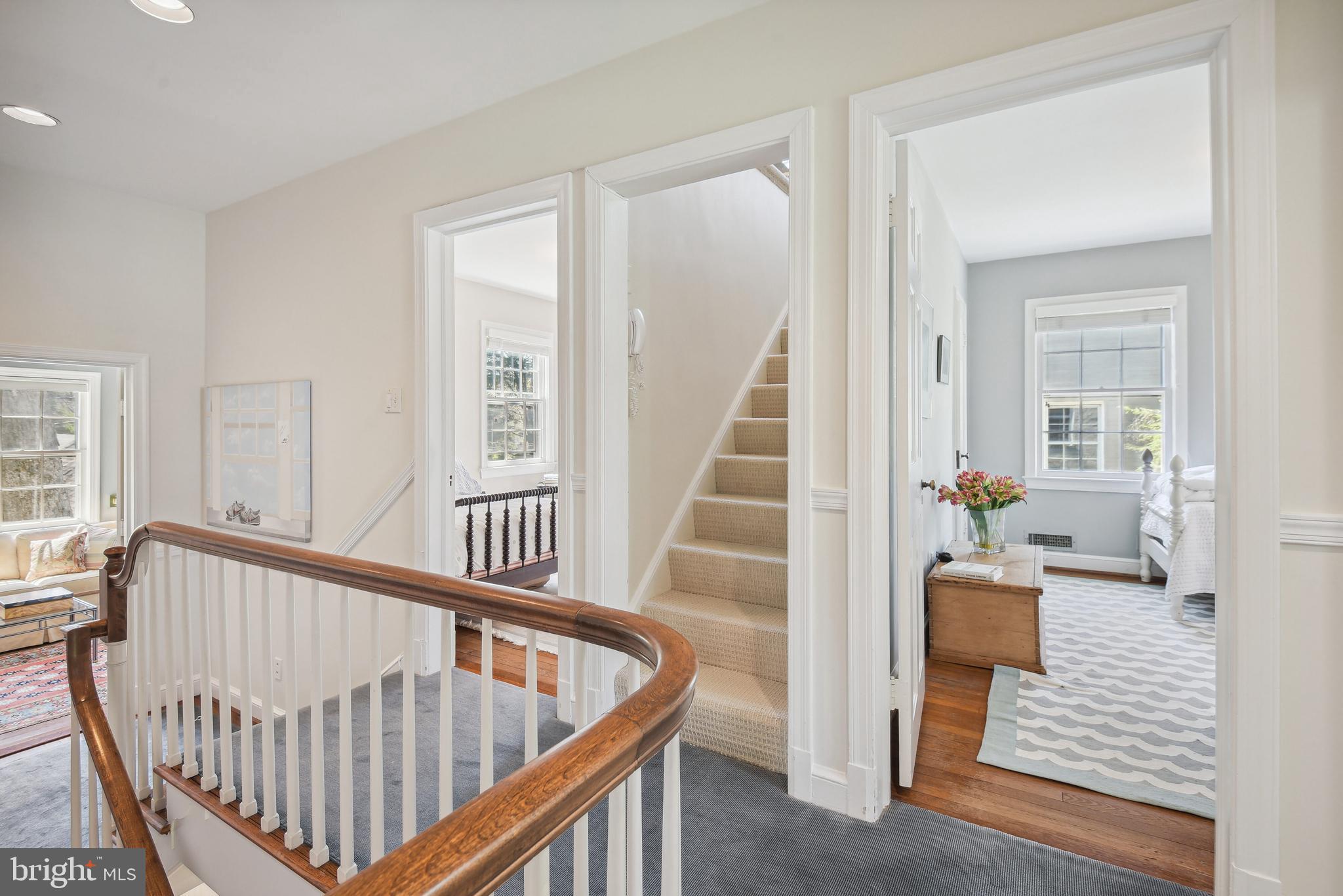 CHEVY CHASE VILLAGE - Residential