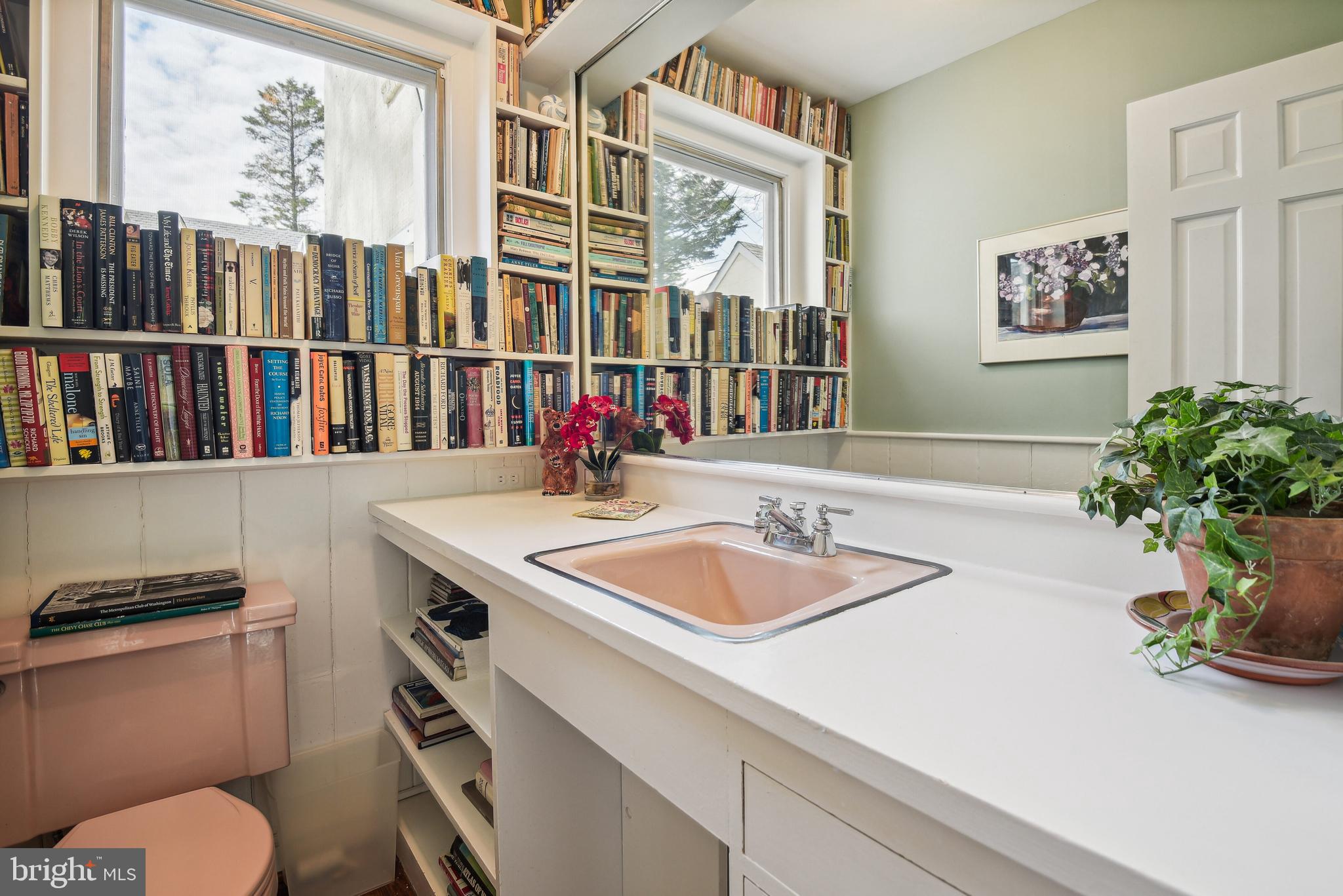 CHEVY CHASE VILLAGE - Residential