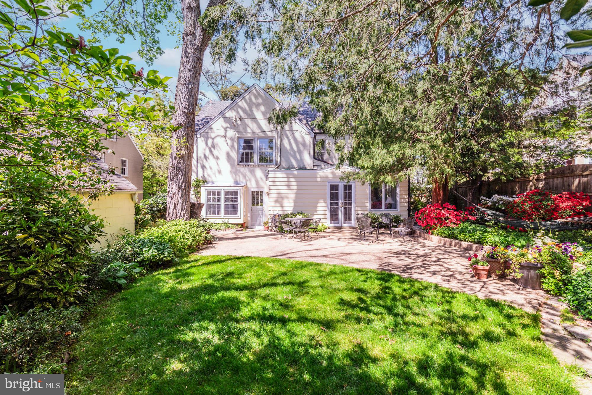 CHEVY CHASE VILLAGE - Residential