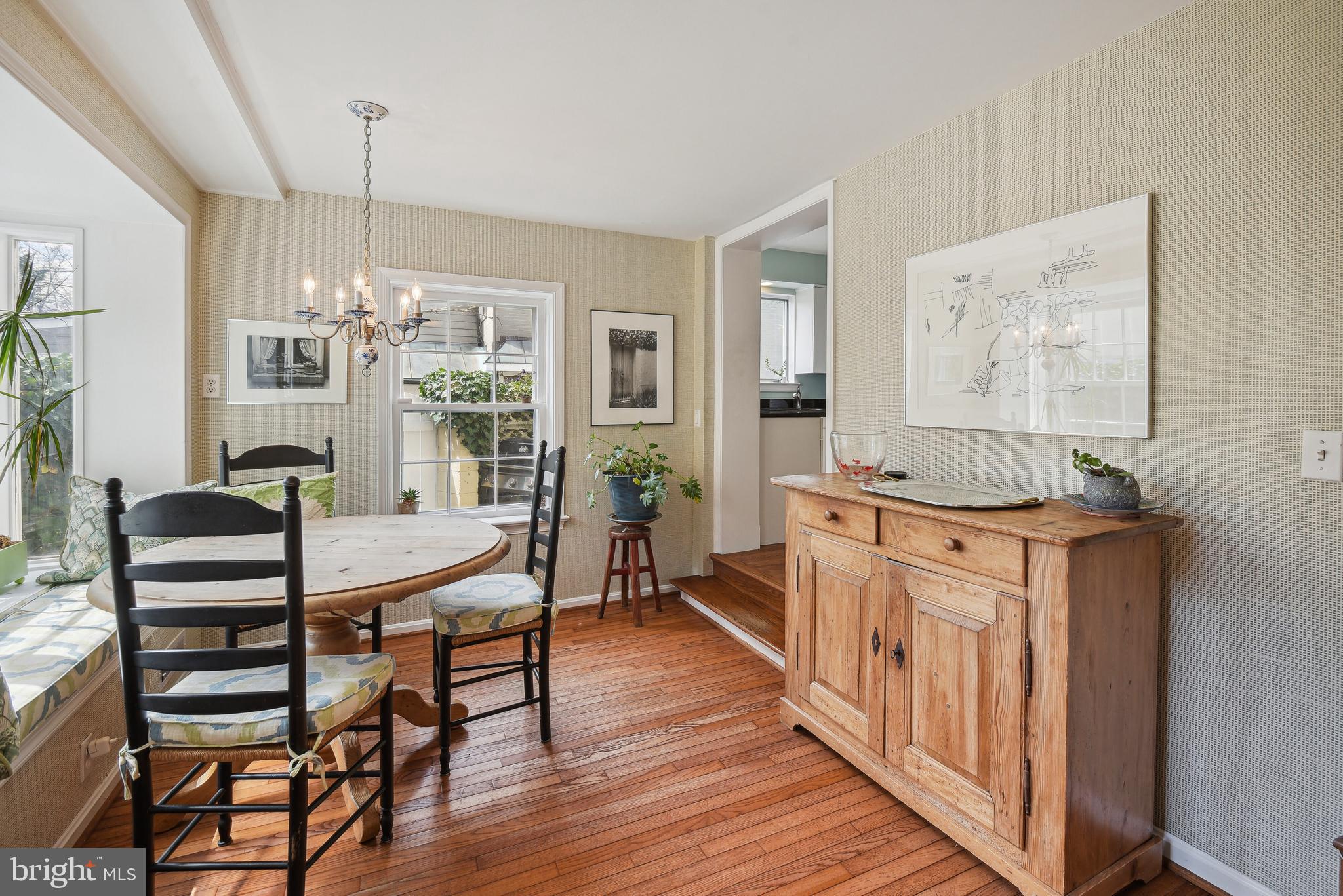 CHEVY CHASE VILLAGE - Residential