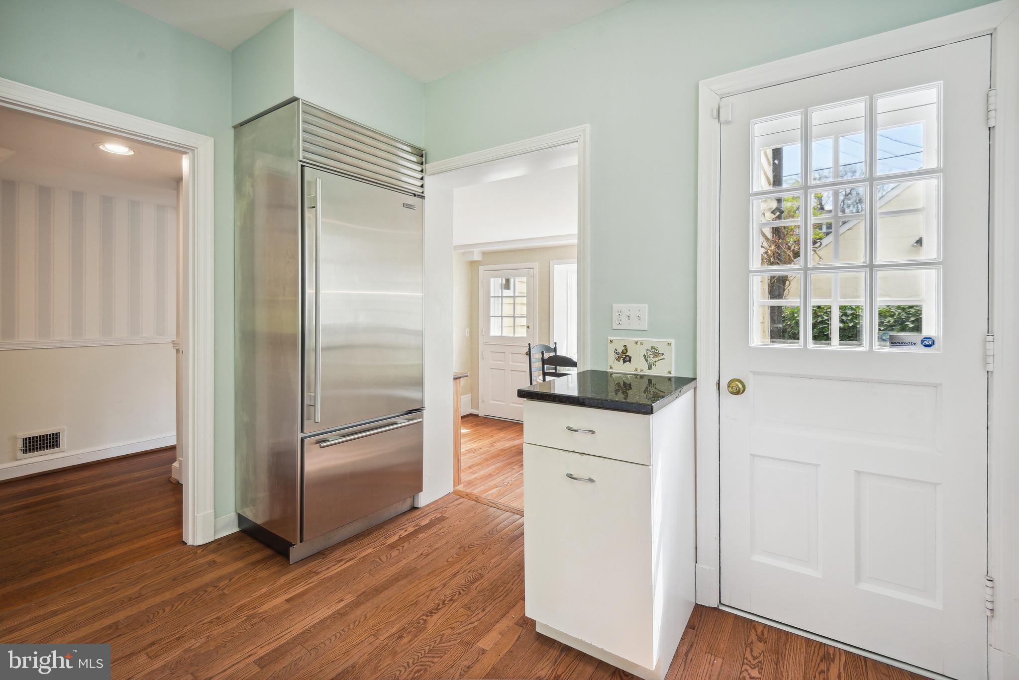 CHEVY CHASE VILLAGE - Residential