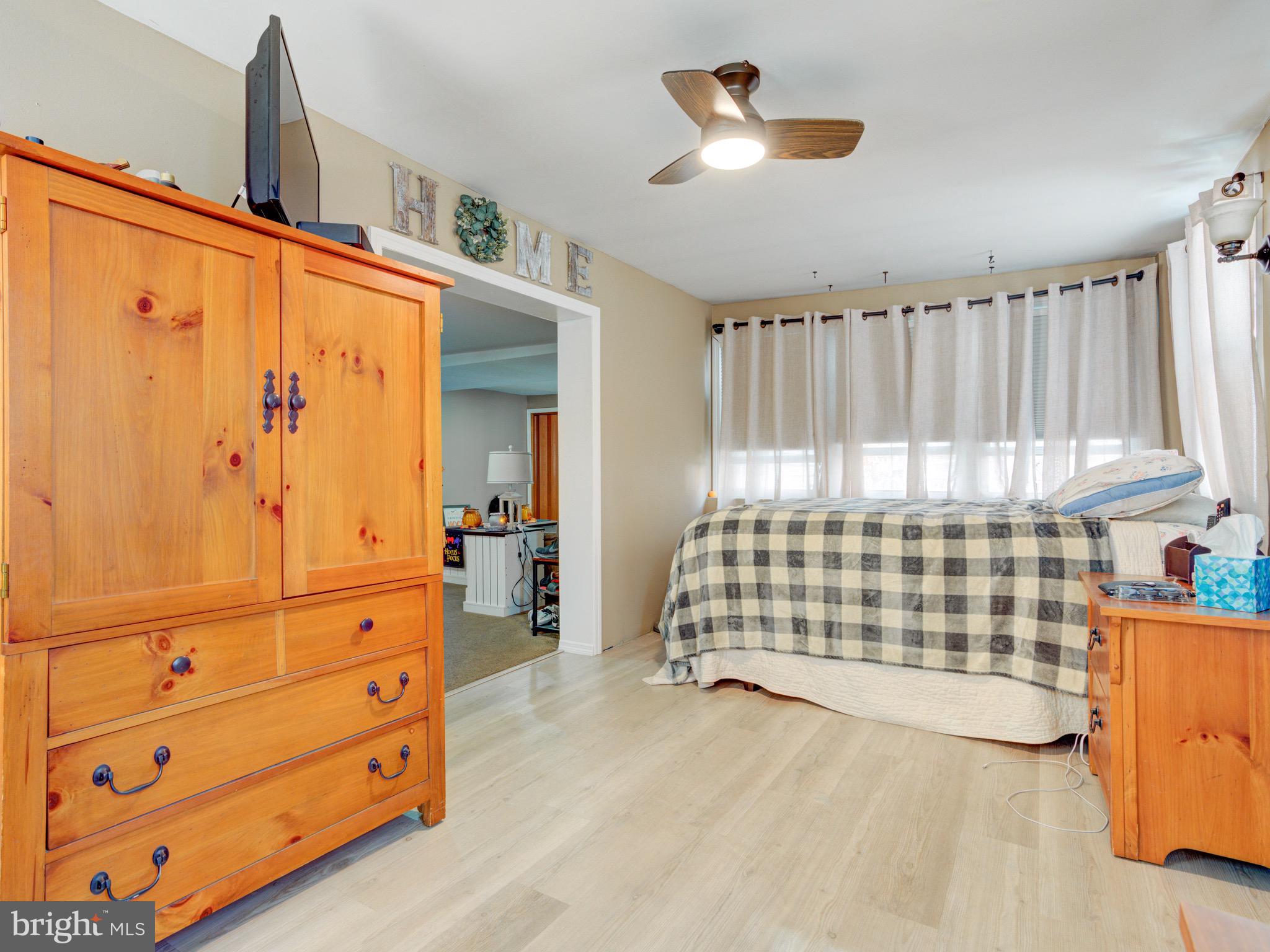 BRIDESBURG - Residential