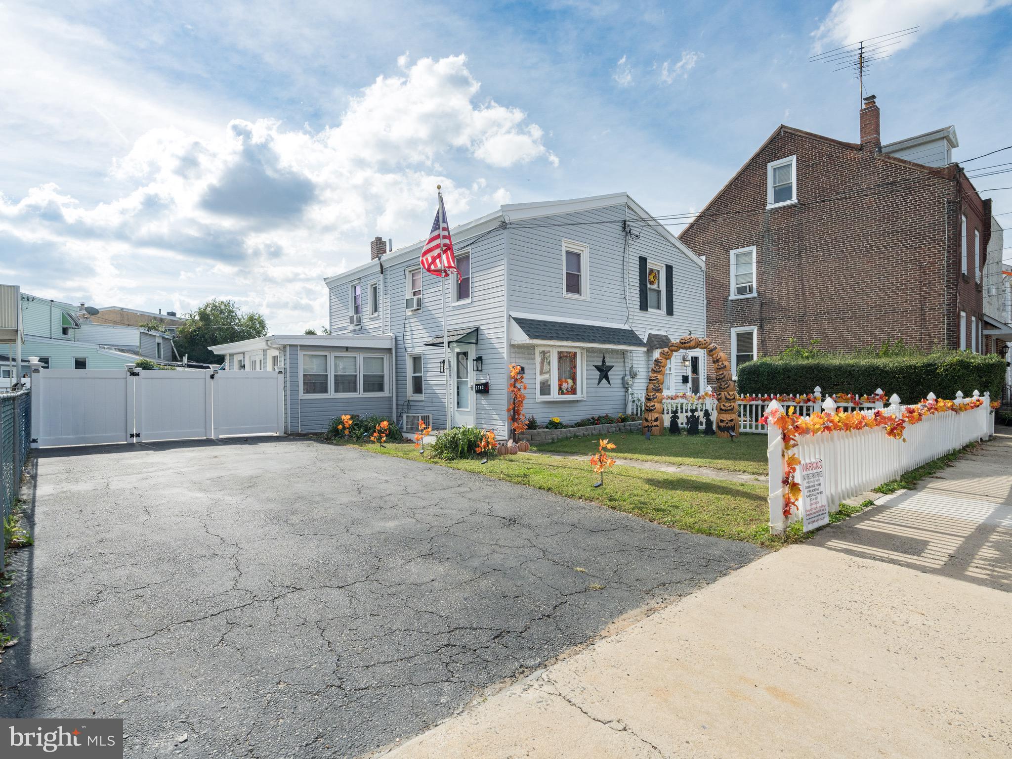 BRIDESBURG - Residential