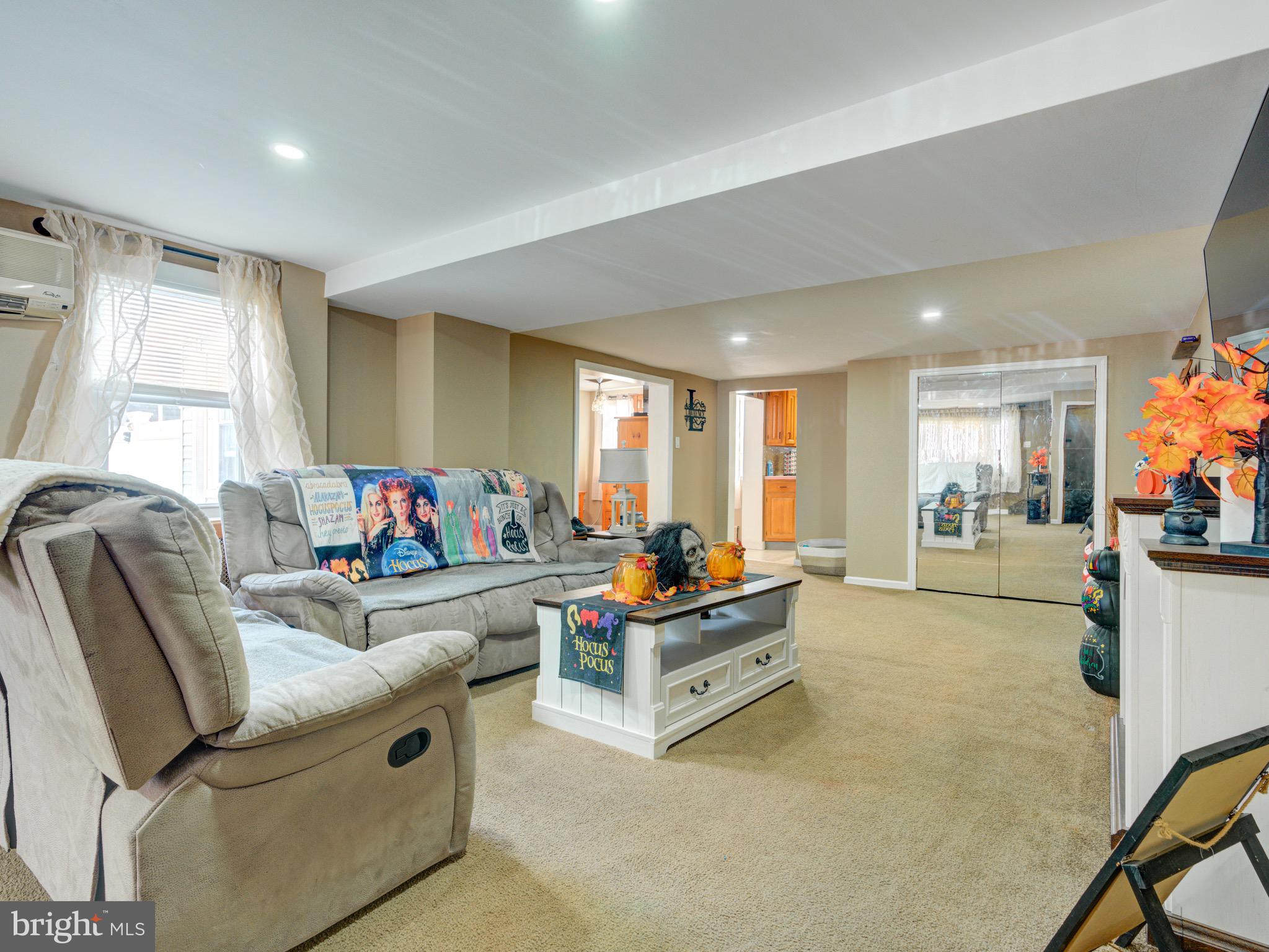 BRIDESBURG - Residential