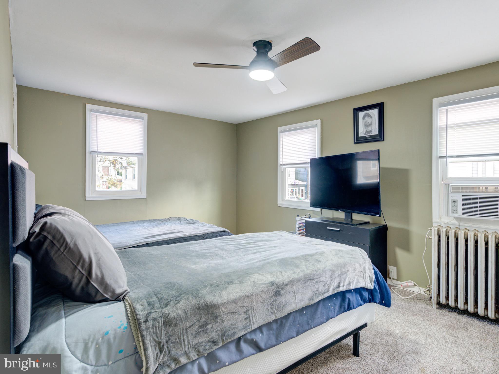 BRIDESBURG - Residential