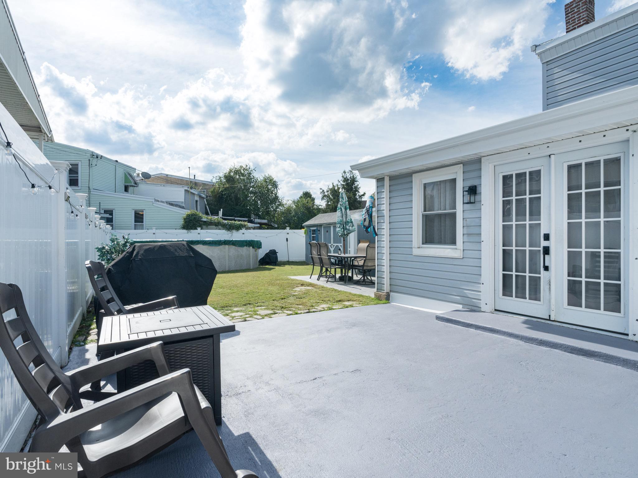 BRIDESBURG - Residential