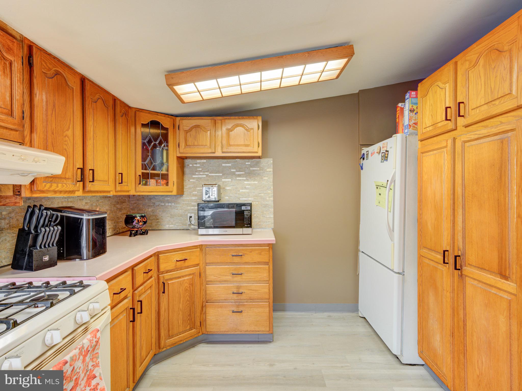 BRIDESBURG - Residential