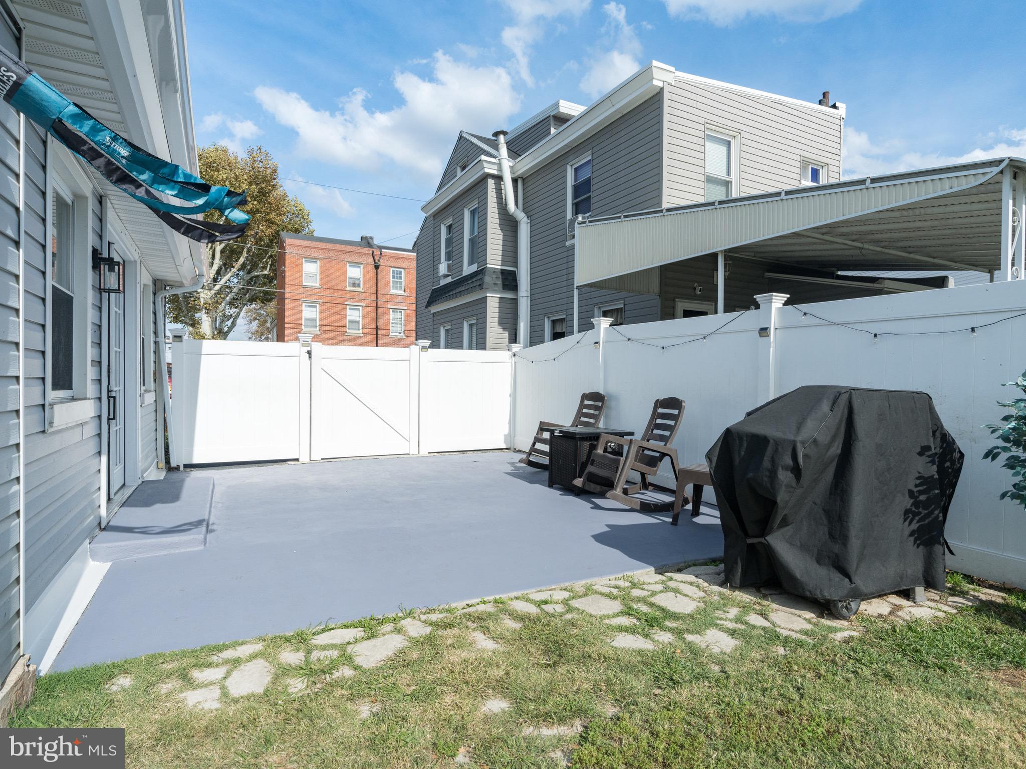 BRIDESBURG - Residential