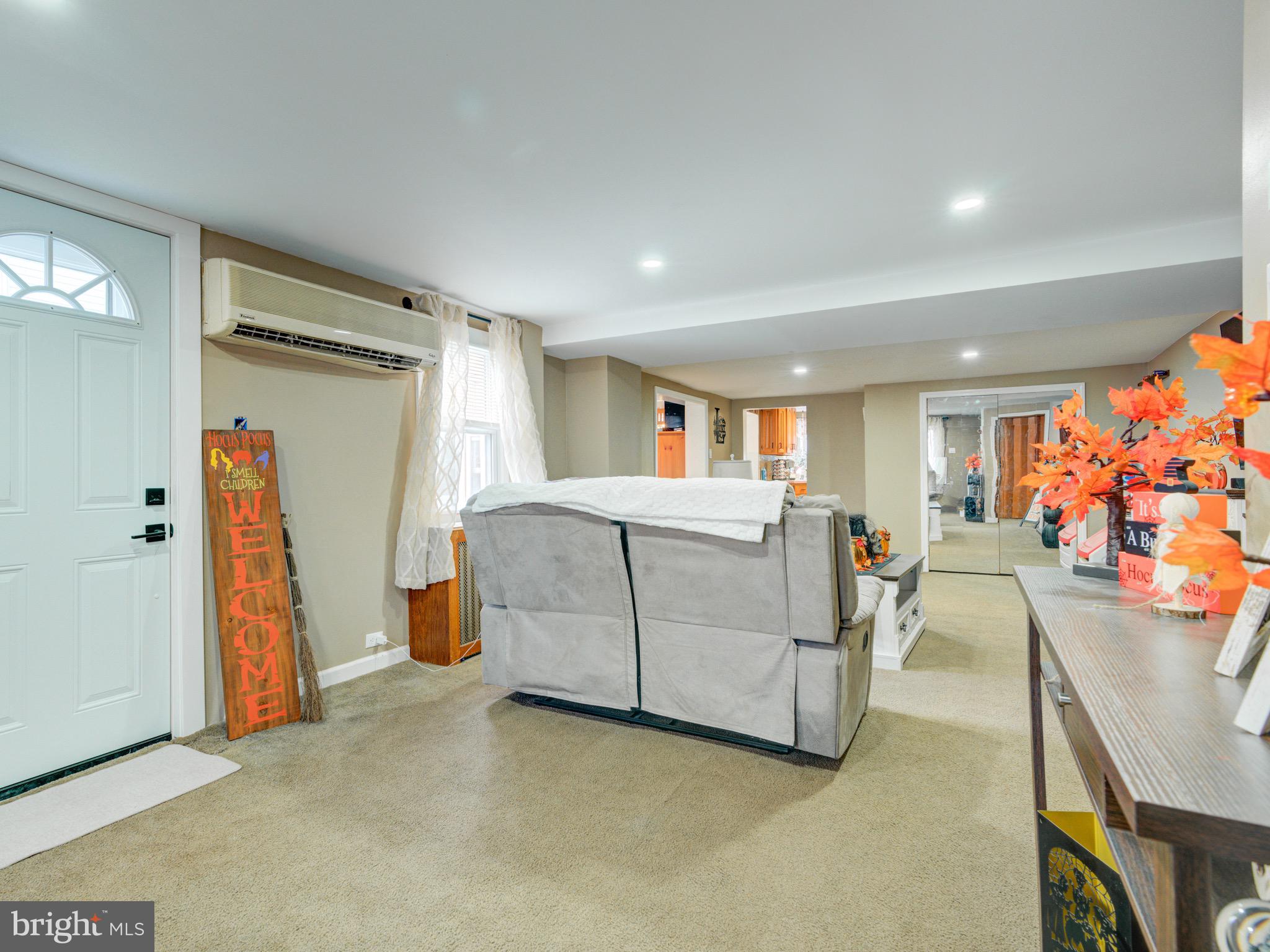 BRIDESBURG - Residential