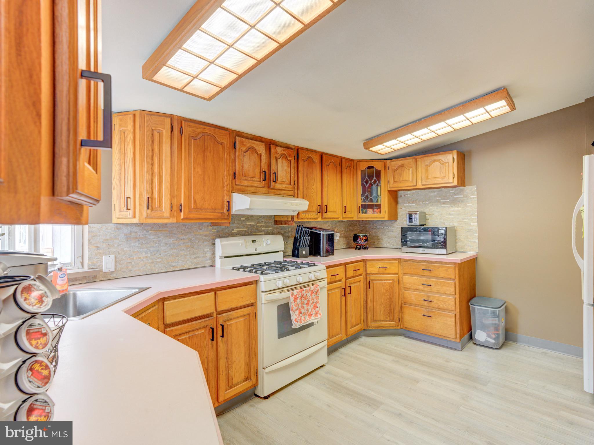 BRIDESBURG - Residential