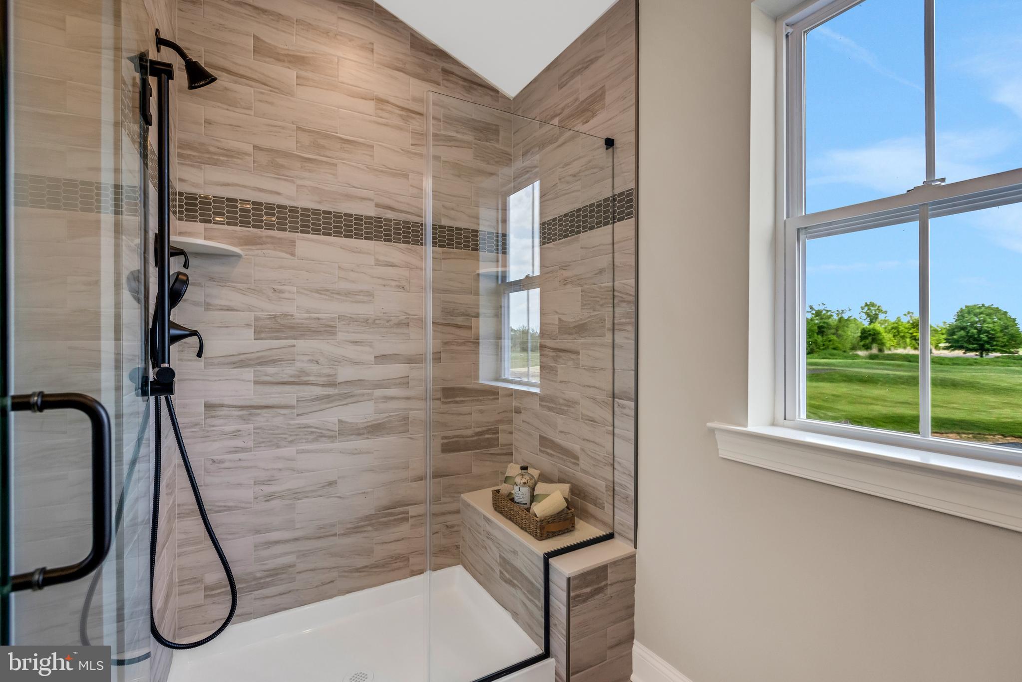 MASON SQUARE - Residential