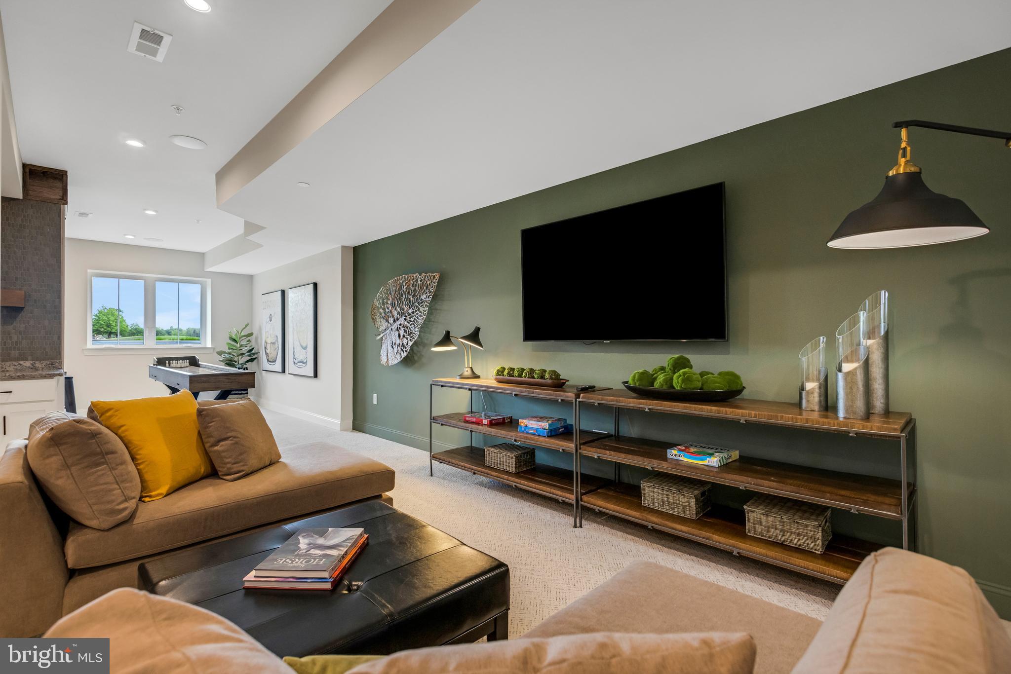 MASON SQUARE - Residential