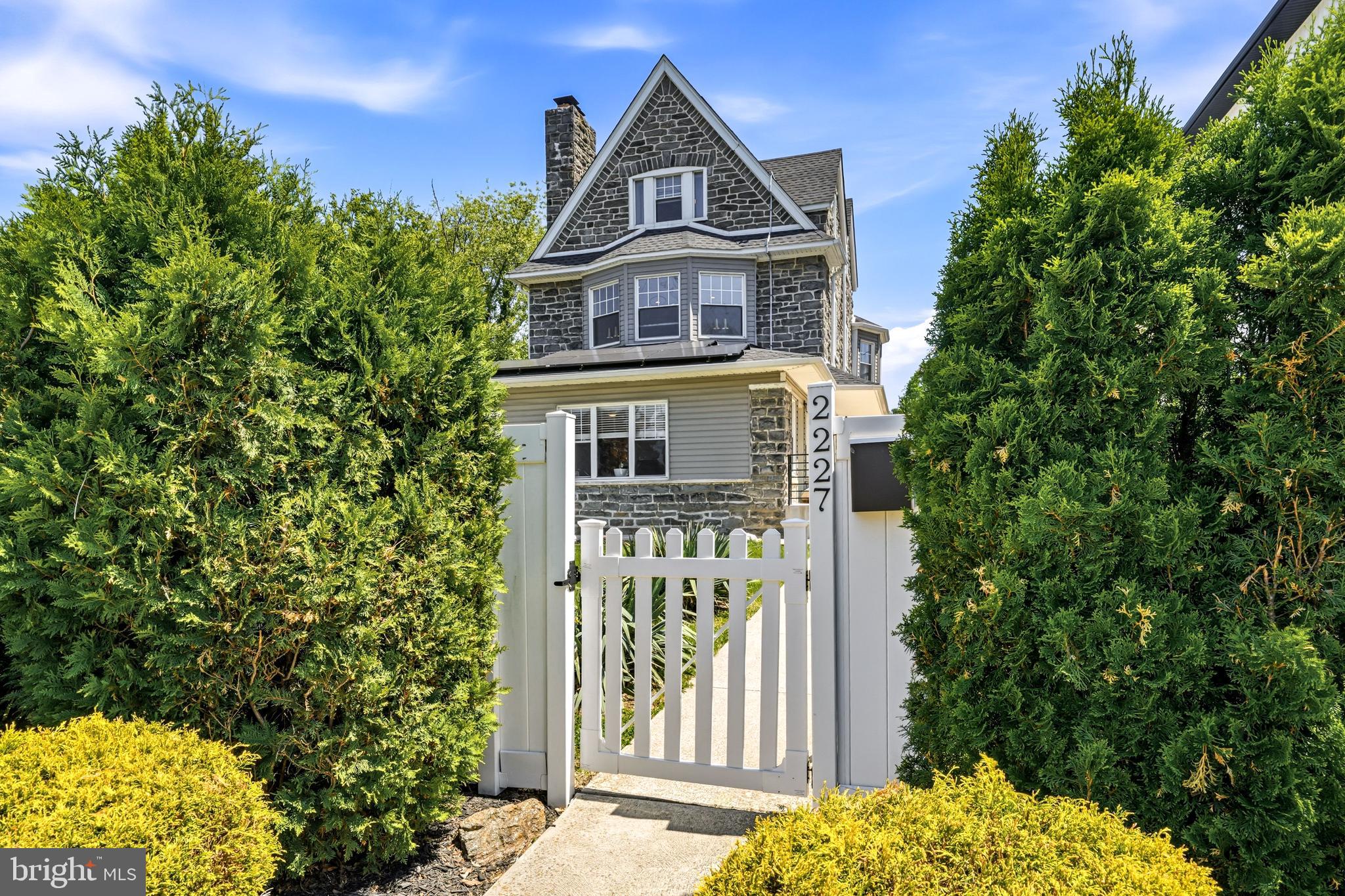 2227 N 54TH STREET