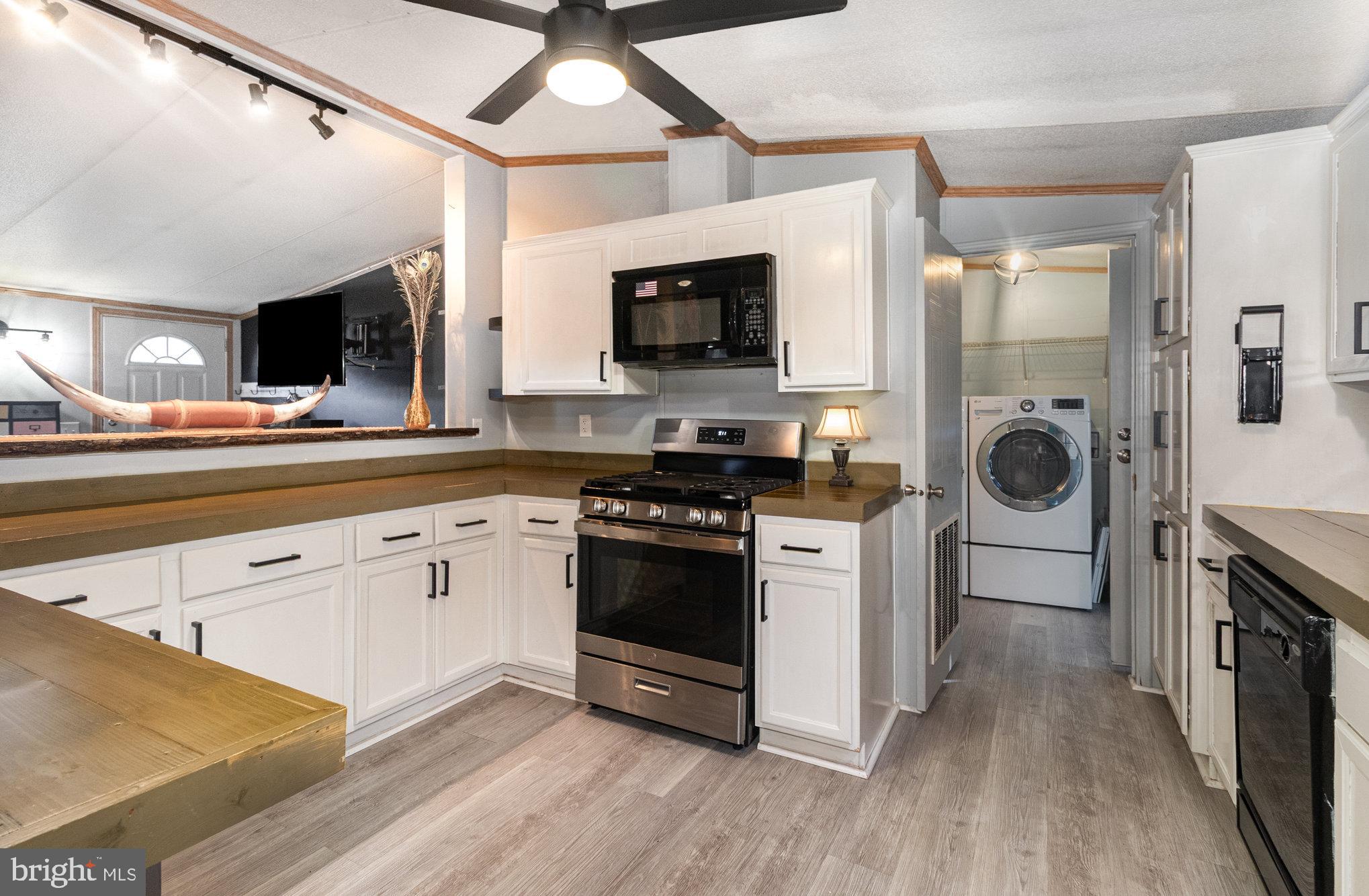 REGENCY WOODS NORTH - Residential