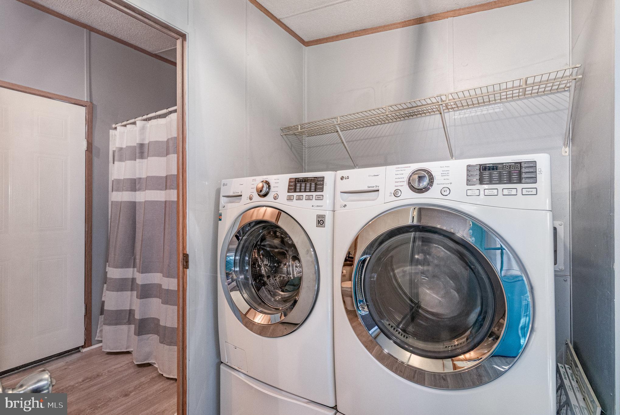 REGENCY WOODS NORTH - Residential